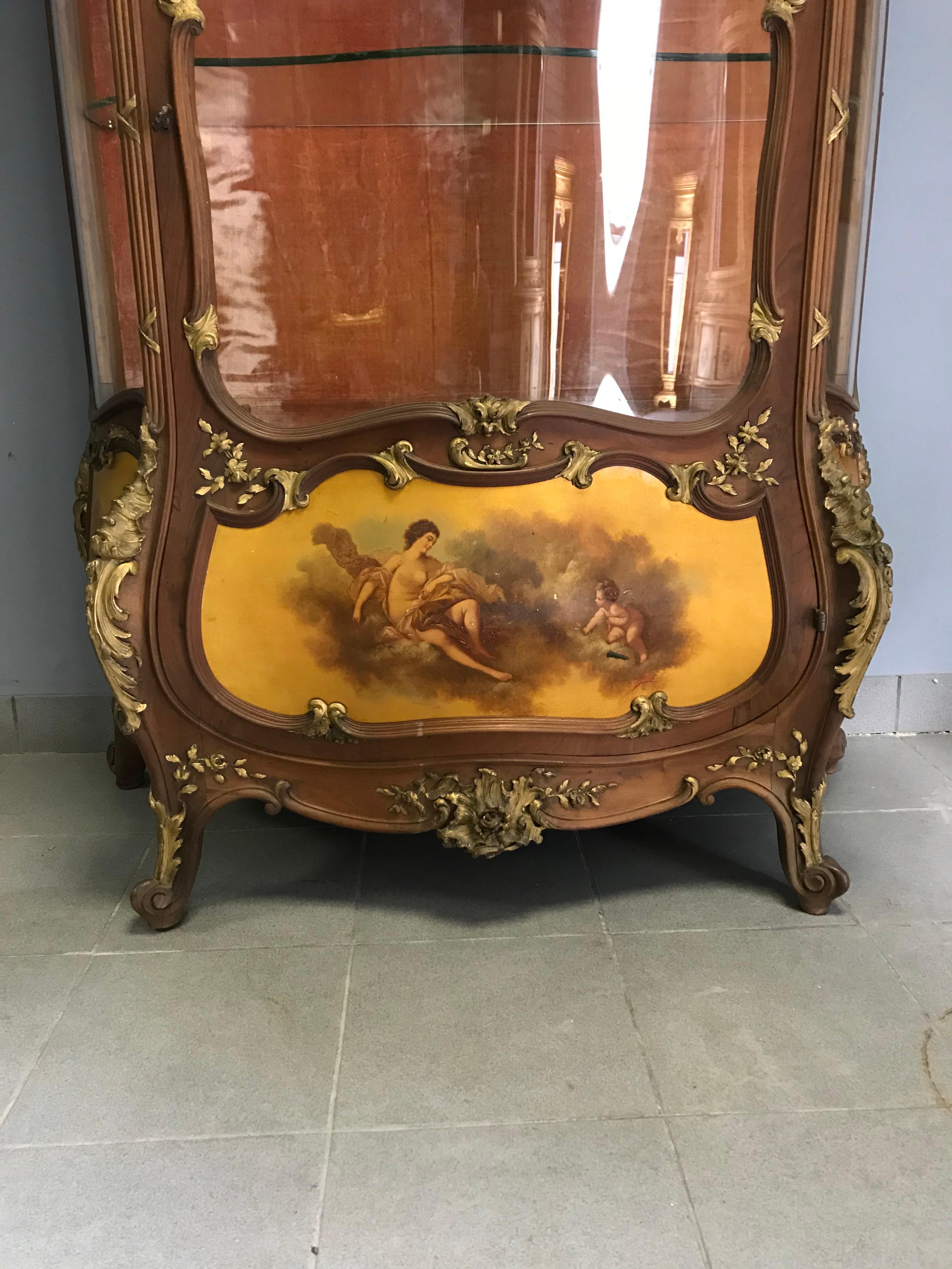 Gilt Louis XV Style Vitrine Vernis Martin 1890 lock signed by P. Keul Paris France For Sale