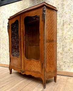 Louis XV Style Vitrine with Original Bronzes – 19th Century