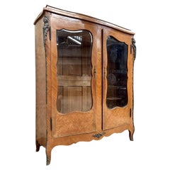 Holz Vitrinen