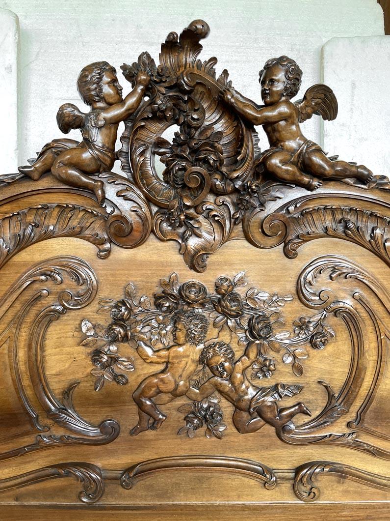 Louis XV style walnut bedroom For Sale 2