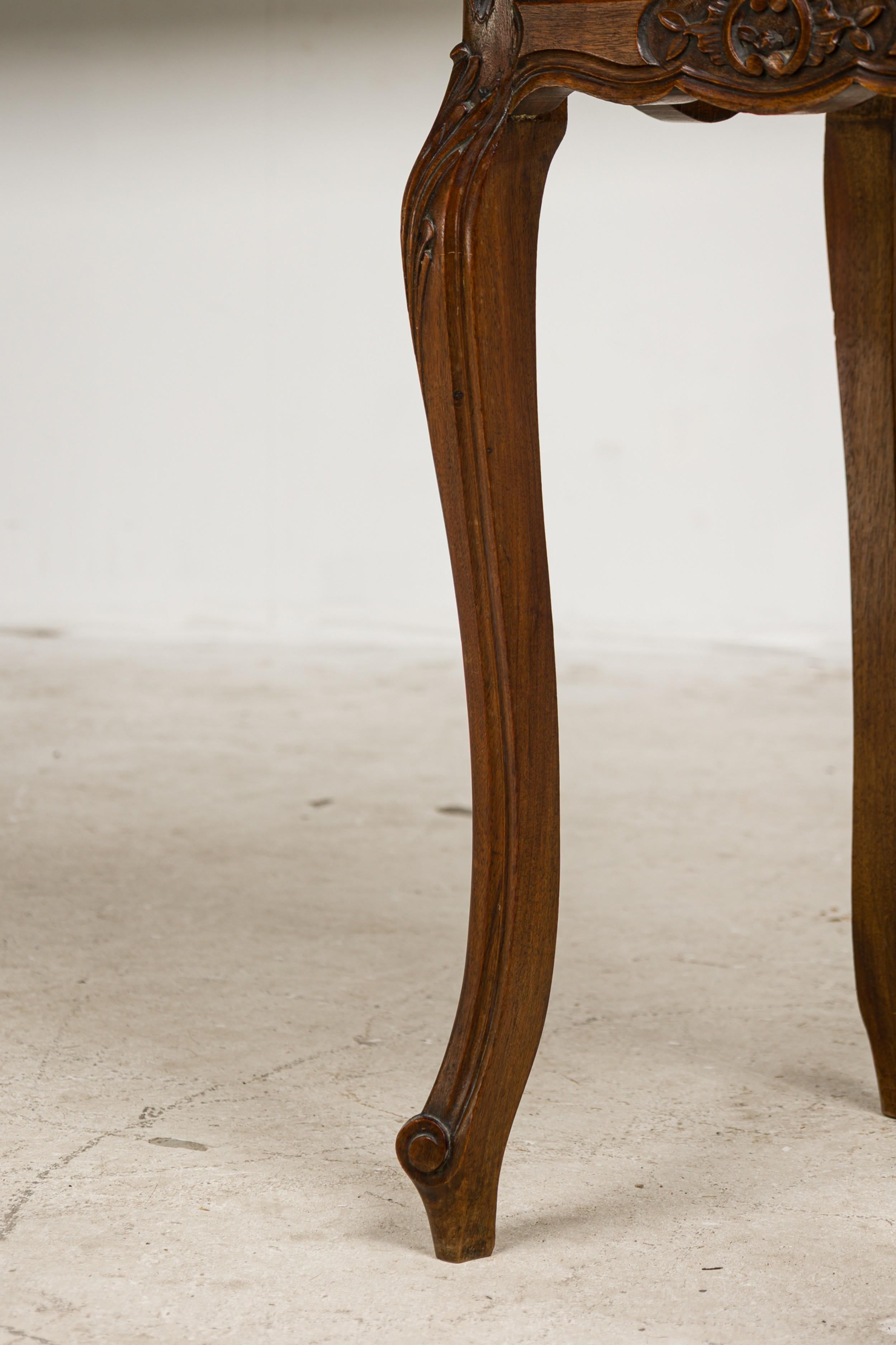 Louis XV style walnut bedside commode For Sale 6