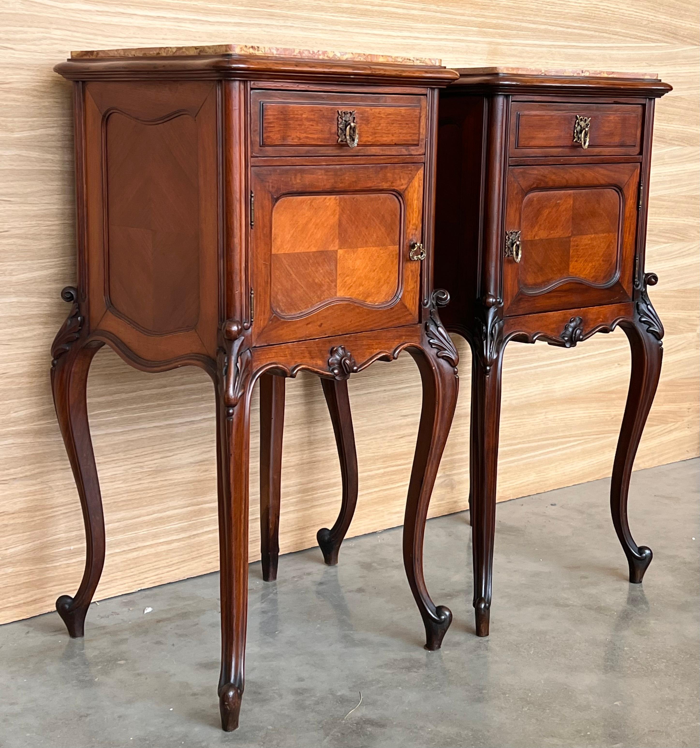 Louis XV Style Walnut Nightstands with Marble Top, 1930s, Set of 2 For Sale 2