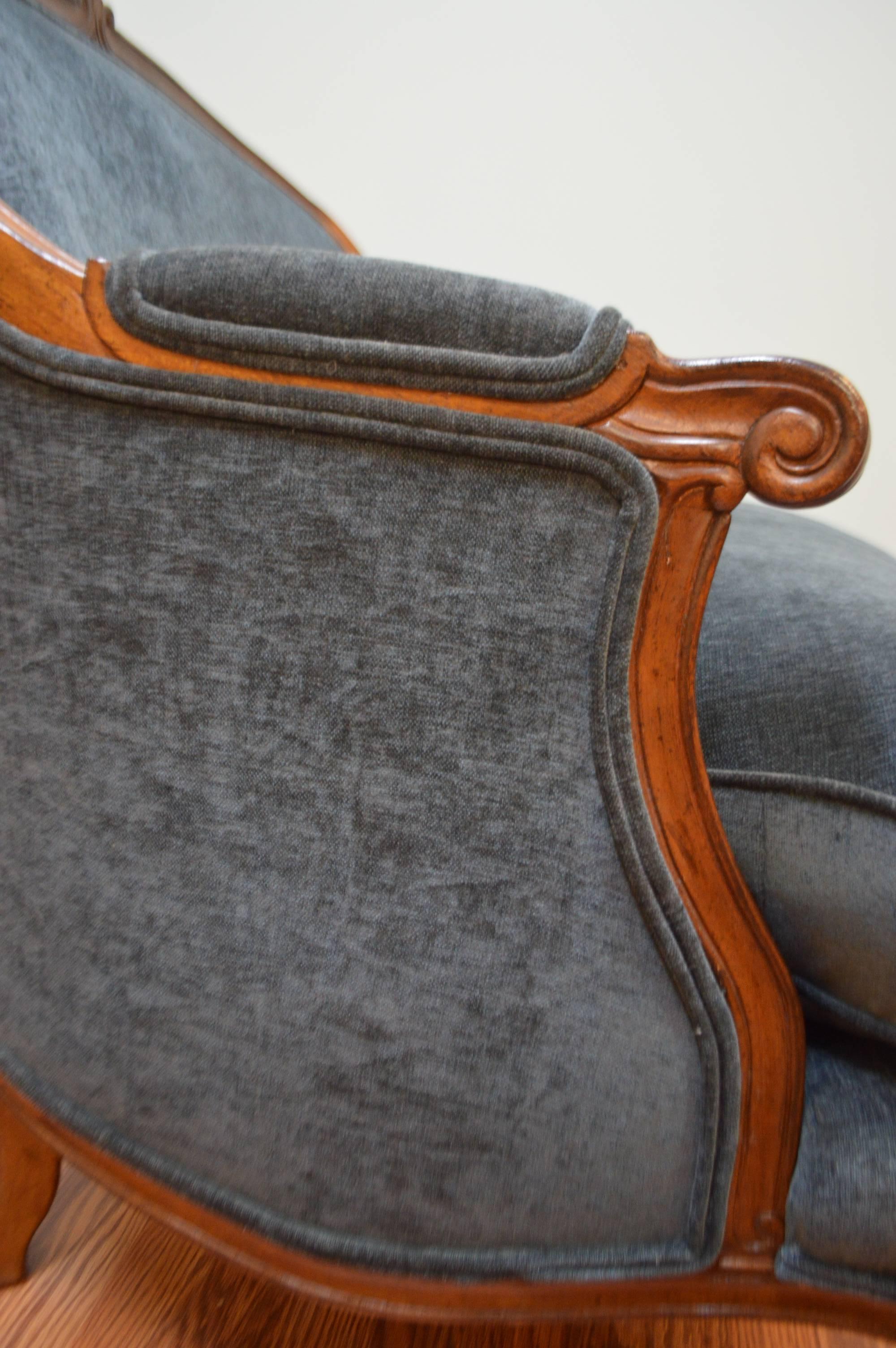 Louis XV Style Walnut Settee, Canape, Newly Upholstered in a Blue/Grey Chenille 1