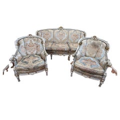 Louis XV style wooden settee with painted finish, three-seater sofa and two armc