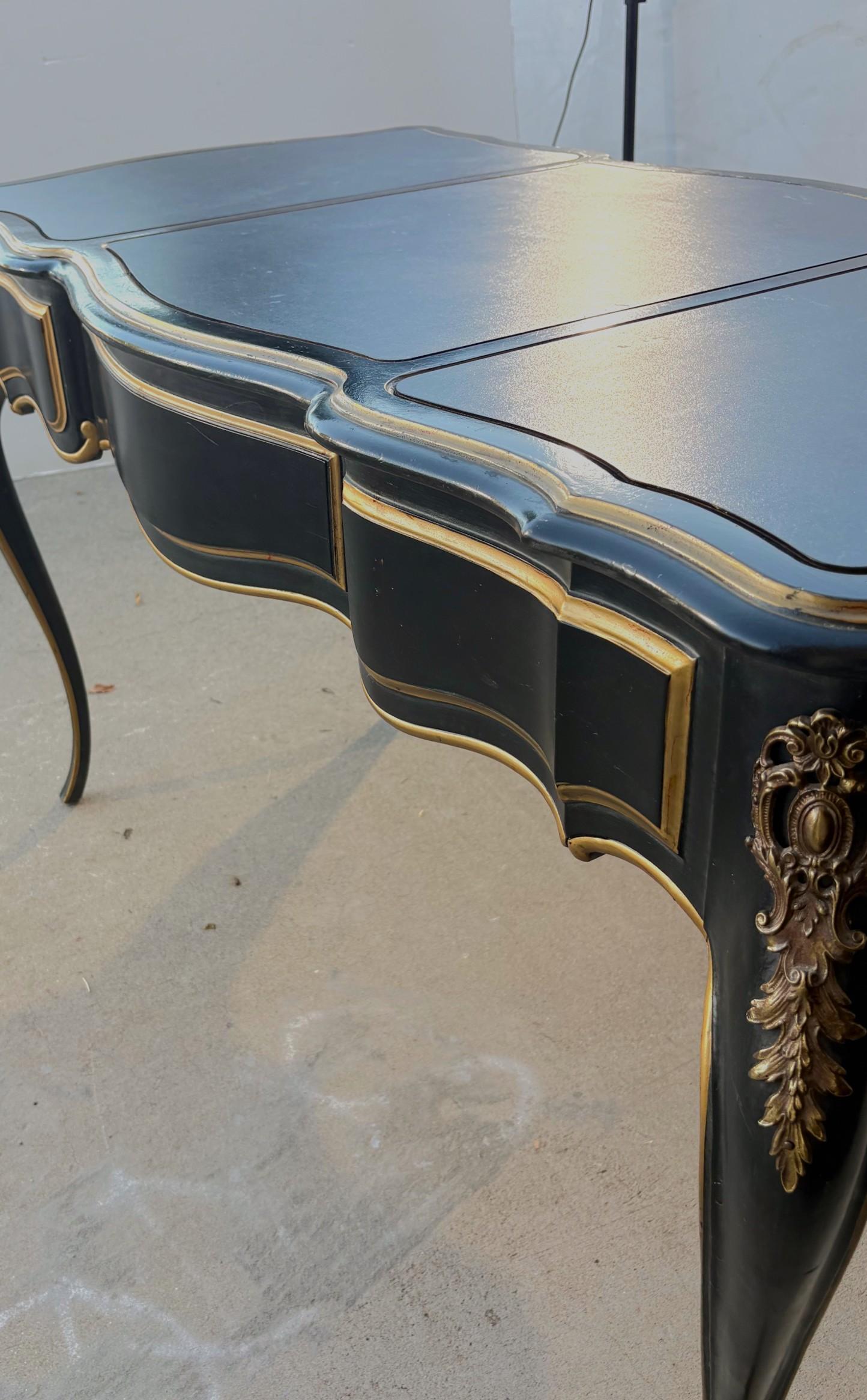 Schreibtisch im Stil Louis XV (Holz) im Angebot