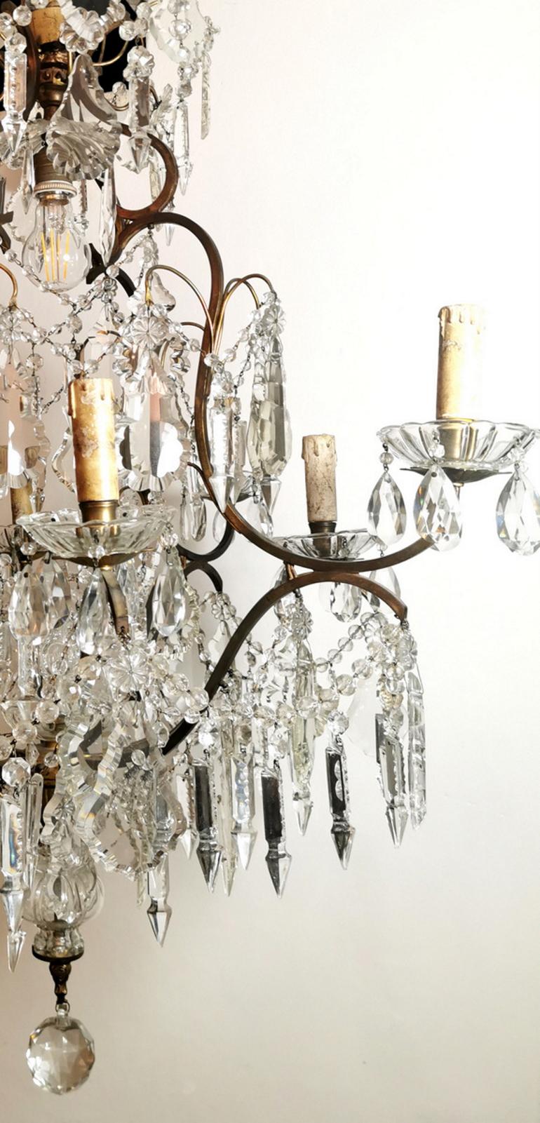 Louis XV Venetian Style Italian Chandelier in Bronze with Cut Crystals 9