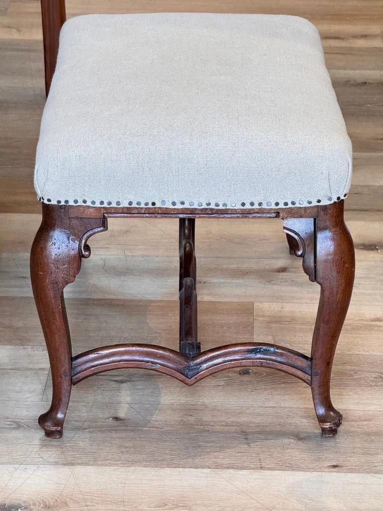 French Louis XV walnut bench For Sale
