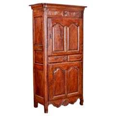Meuble de rangement ou Bonnetiere Louis XV, vers 1760
