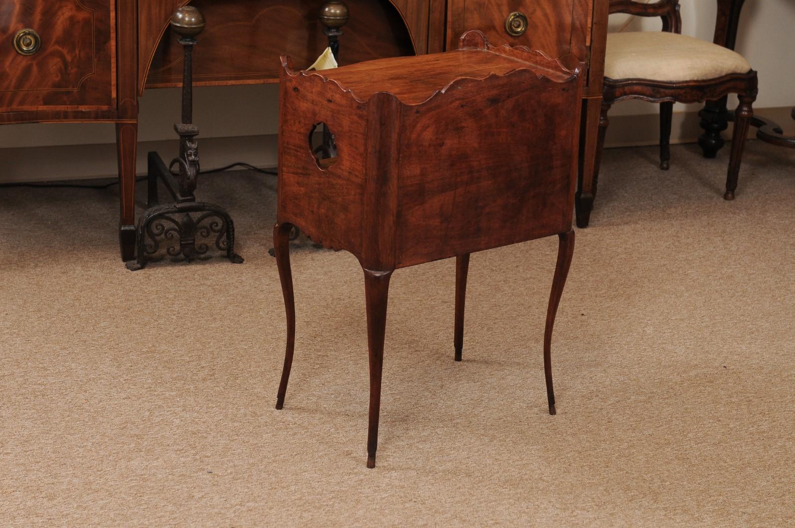 Louis XV Walnut Chevet with Open Shelf, Drawer, & Cabriole Legs For Sale 7