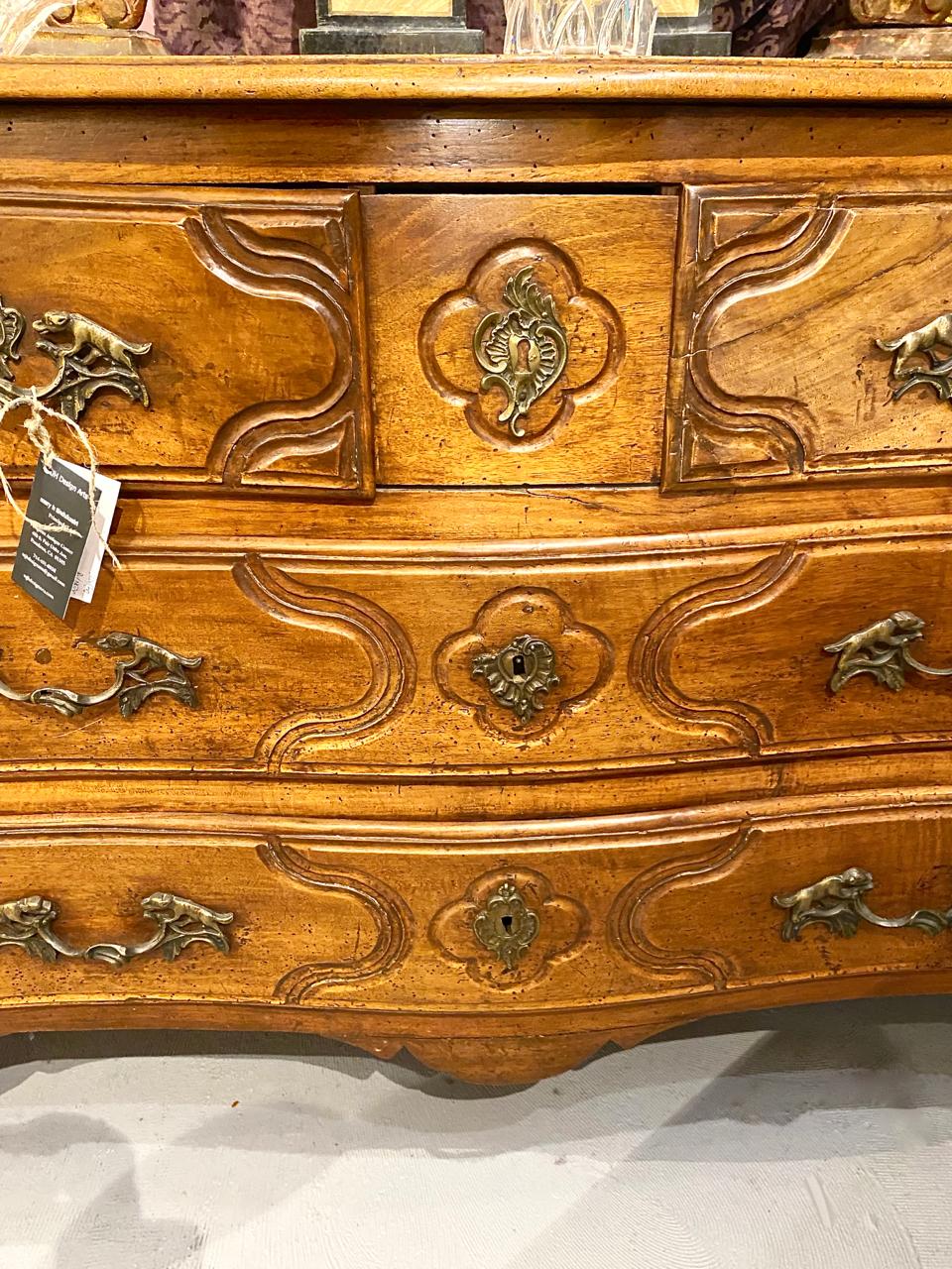 French 18th Century Provincial Chest of Drawers For Sale 1