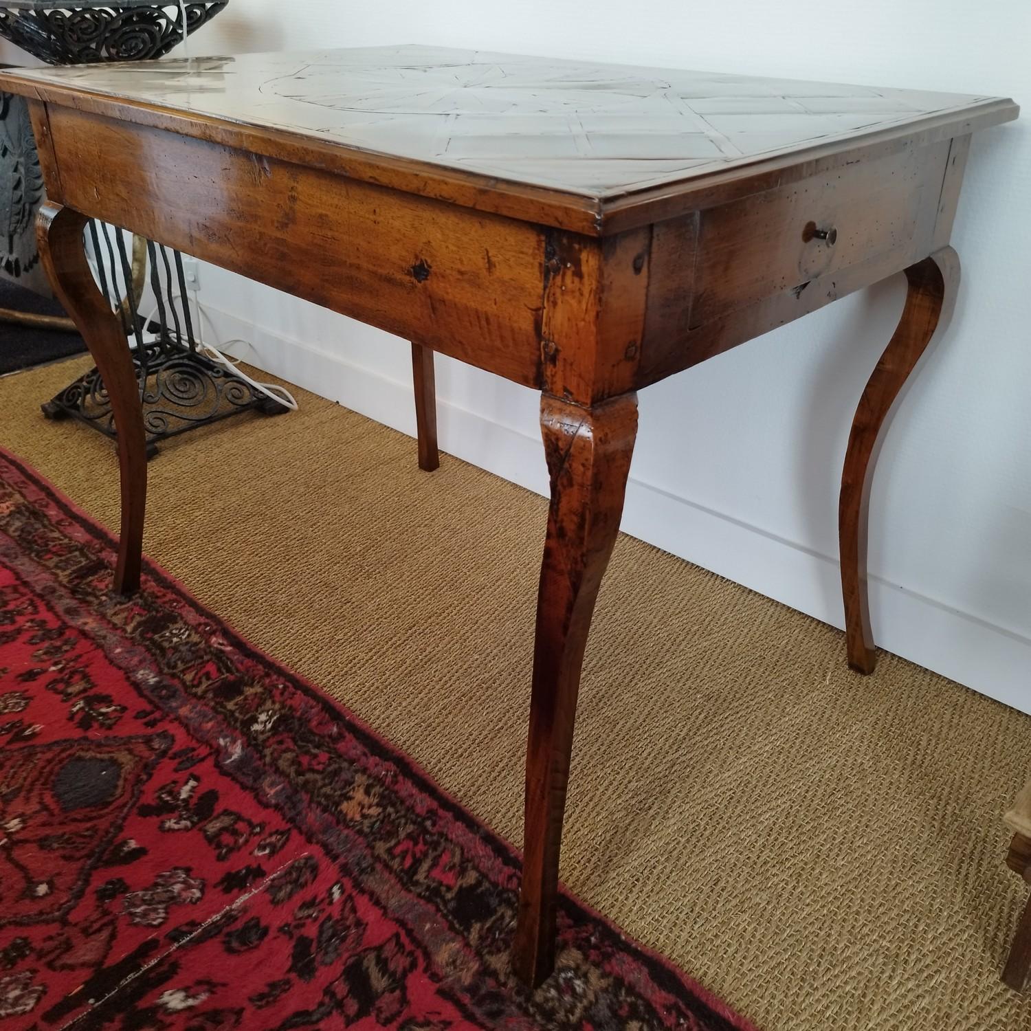 Louis XV Walnut Side Table 3