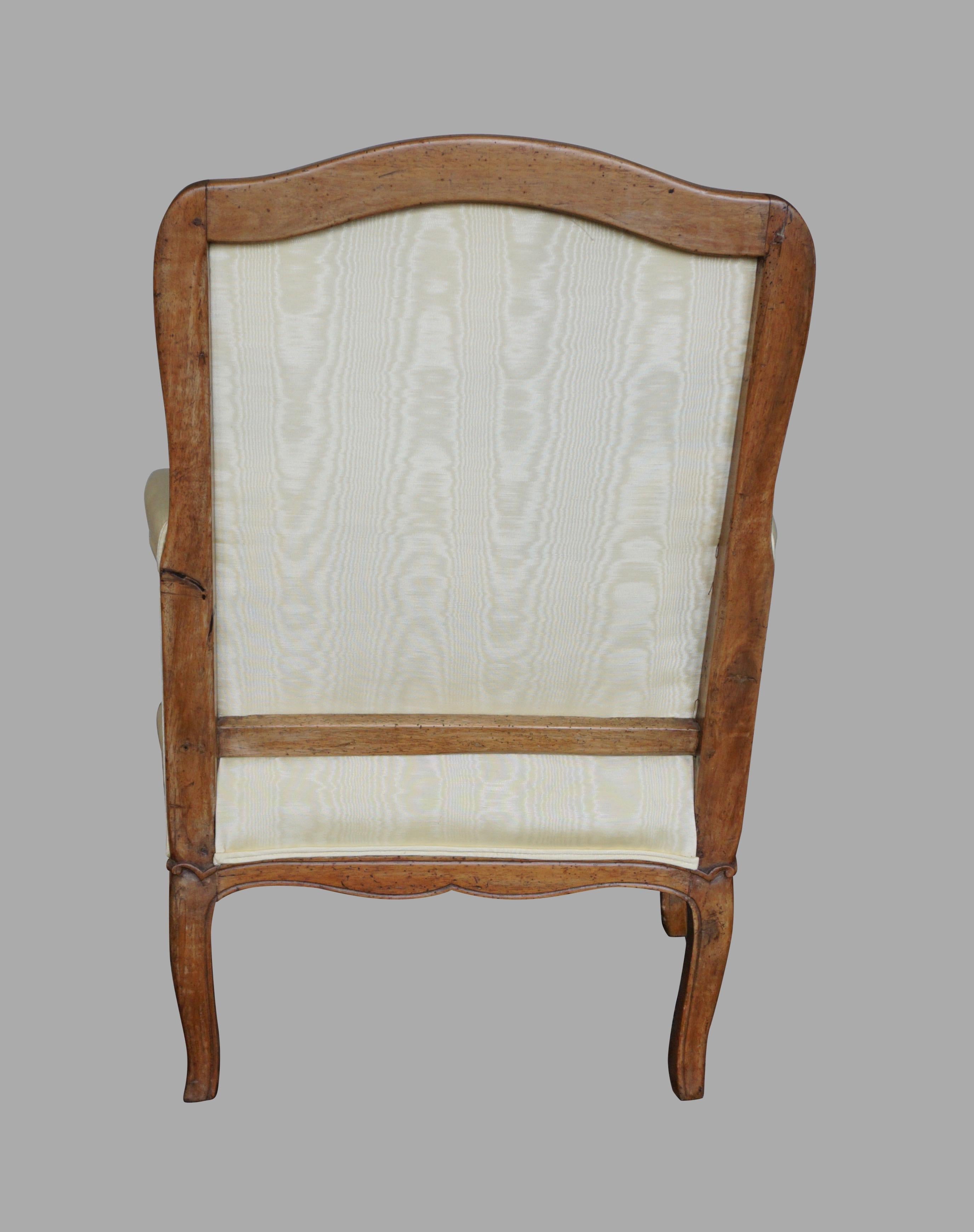 Louis XV Walnut Silk Upholstered Open Arm Chair In Good Condition In San Francisco, CA