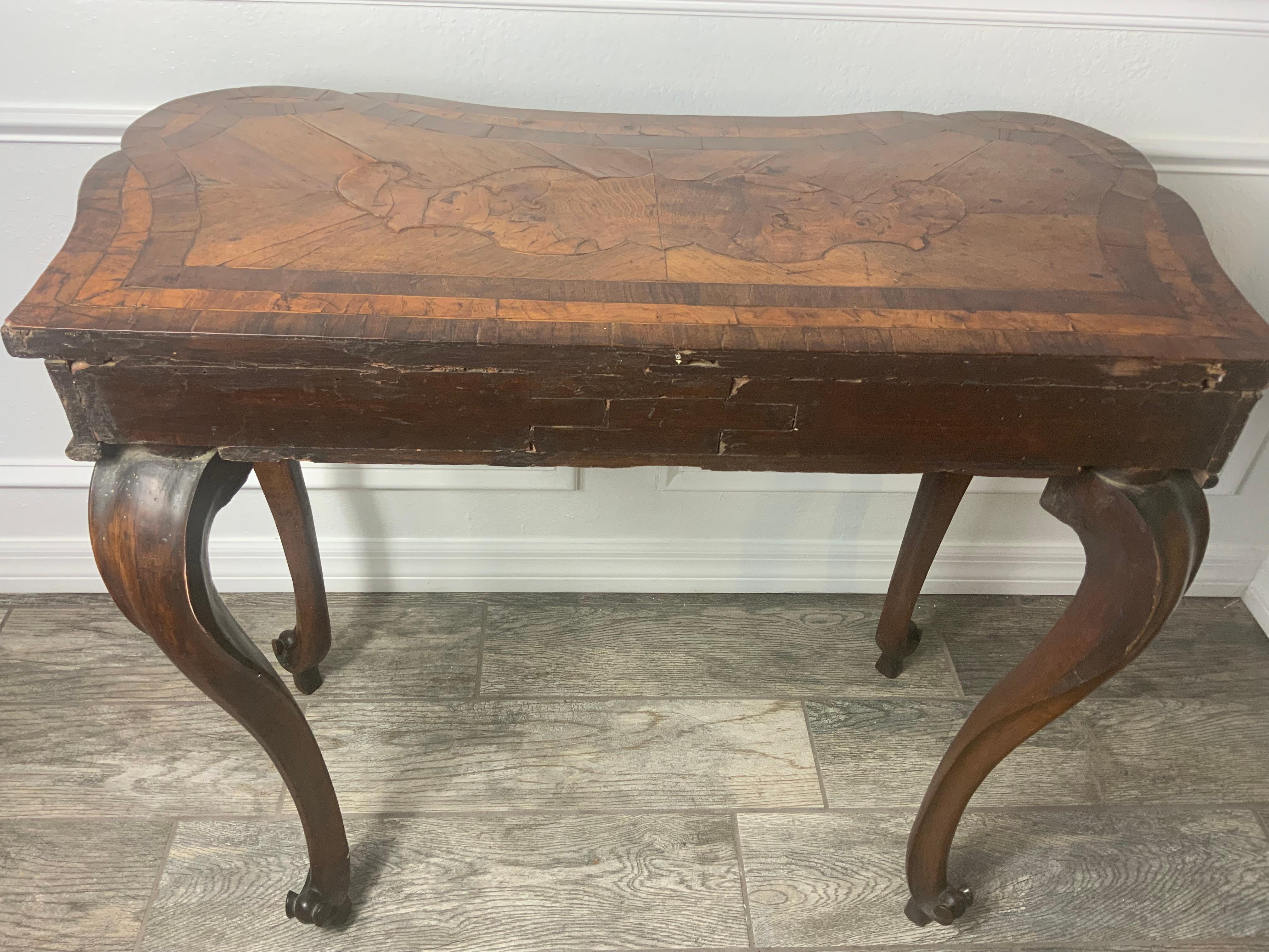 18th Century Walnut Writing Table For Sale 4
