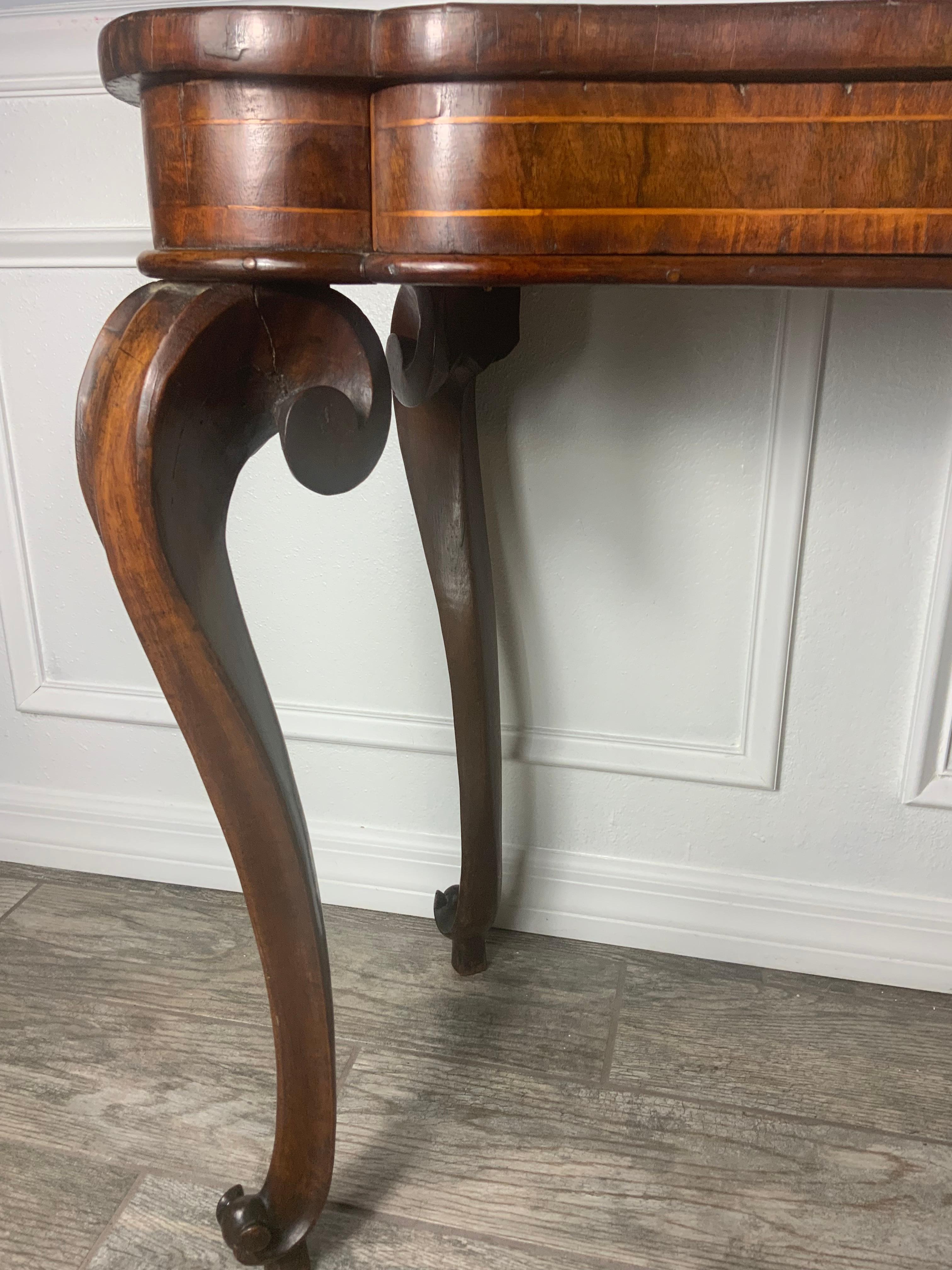 Inlay 18th Century Walnut Writing Table For Sale