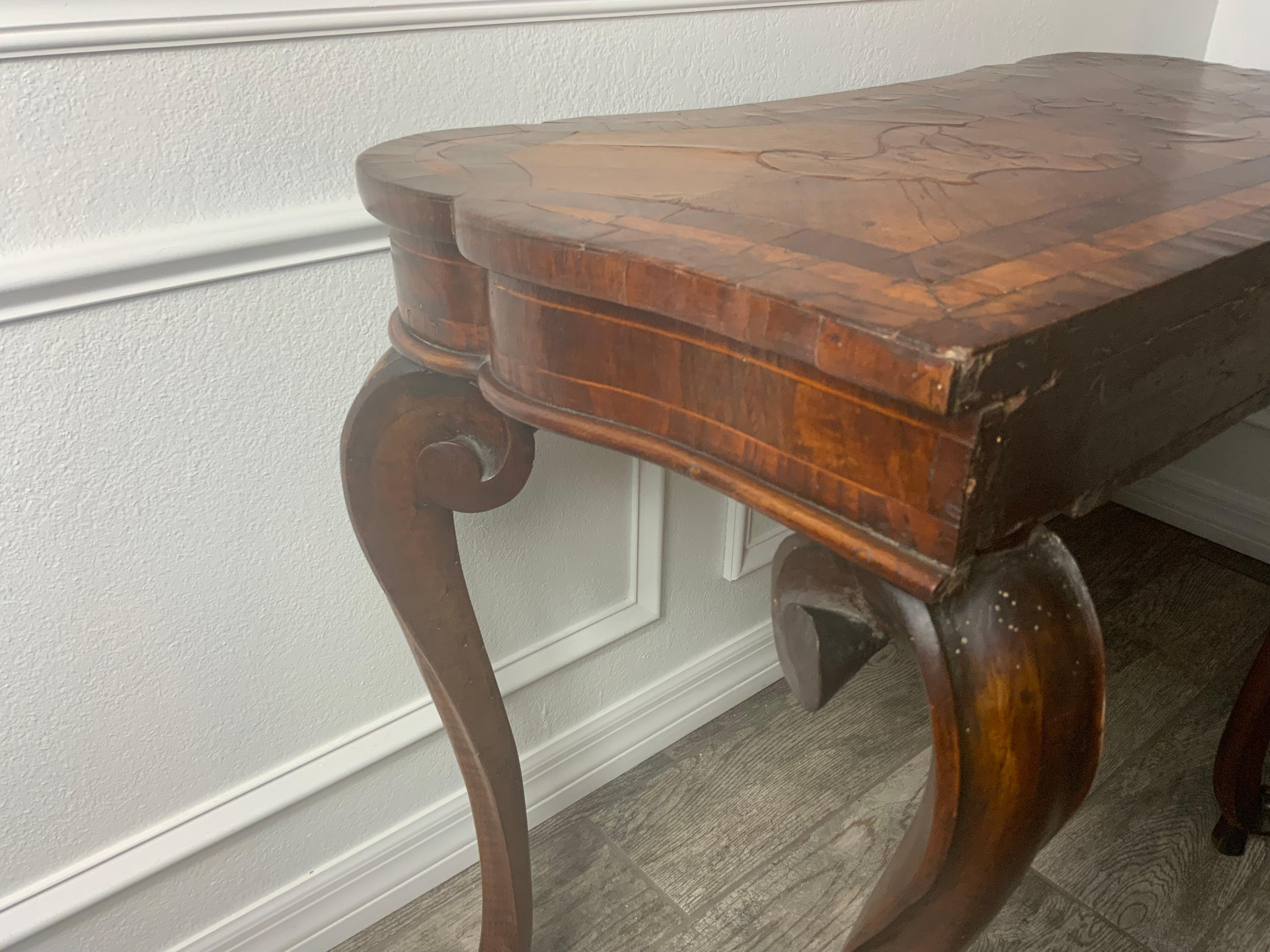 18th Century Walnut Writing Table For Sale 3