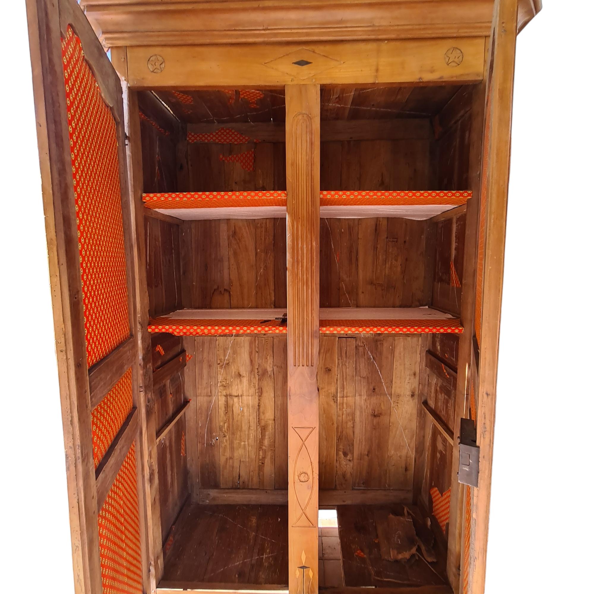 Marquetry Louis XV wardrobe For Sale