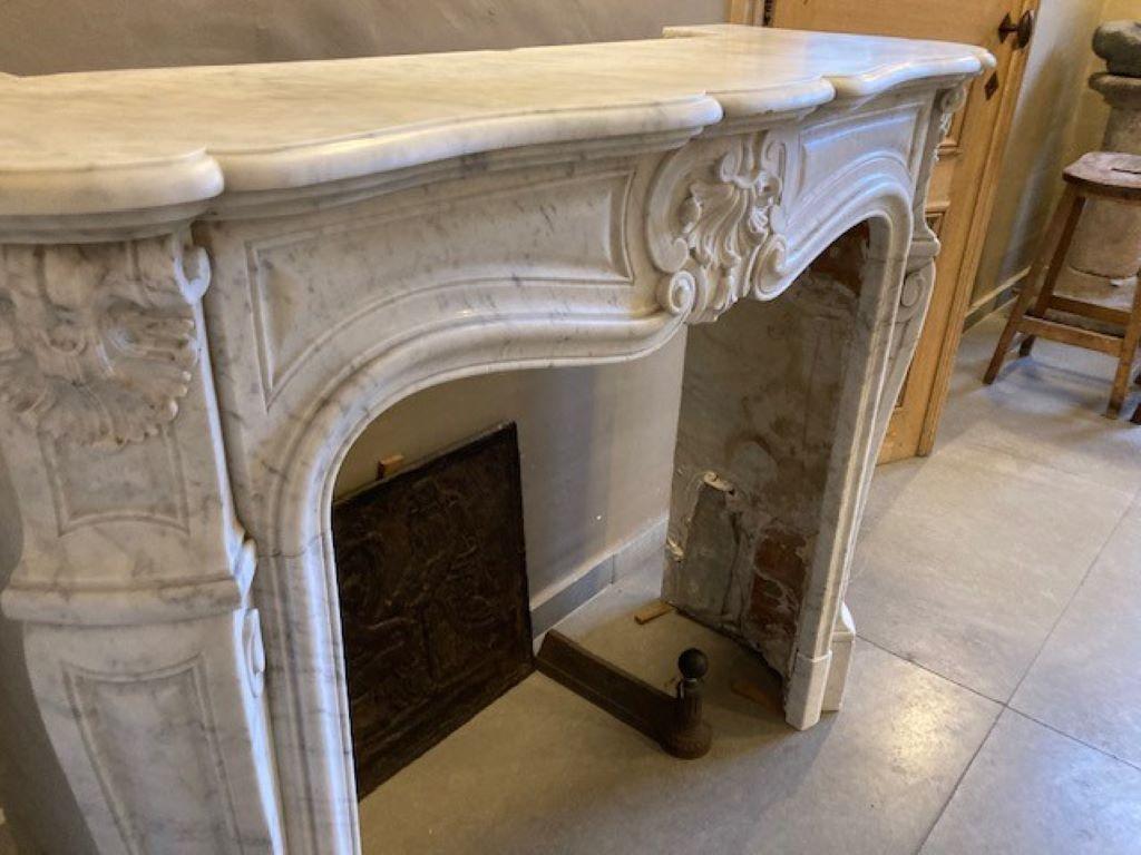 19th Century Louis XV White Marble Fireplace Mantel For Sale