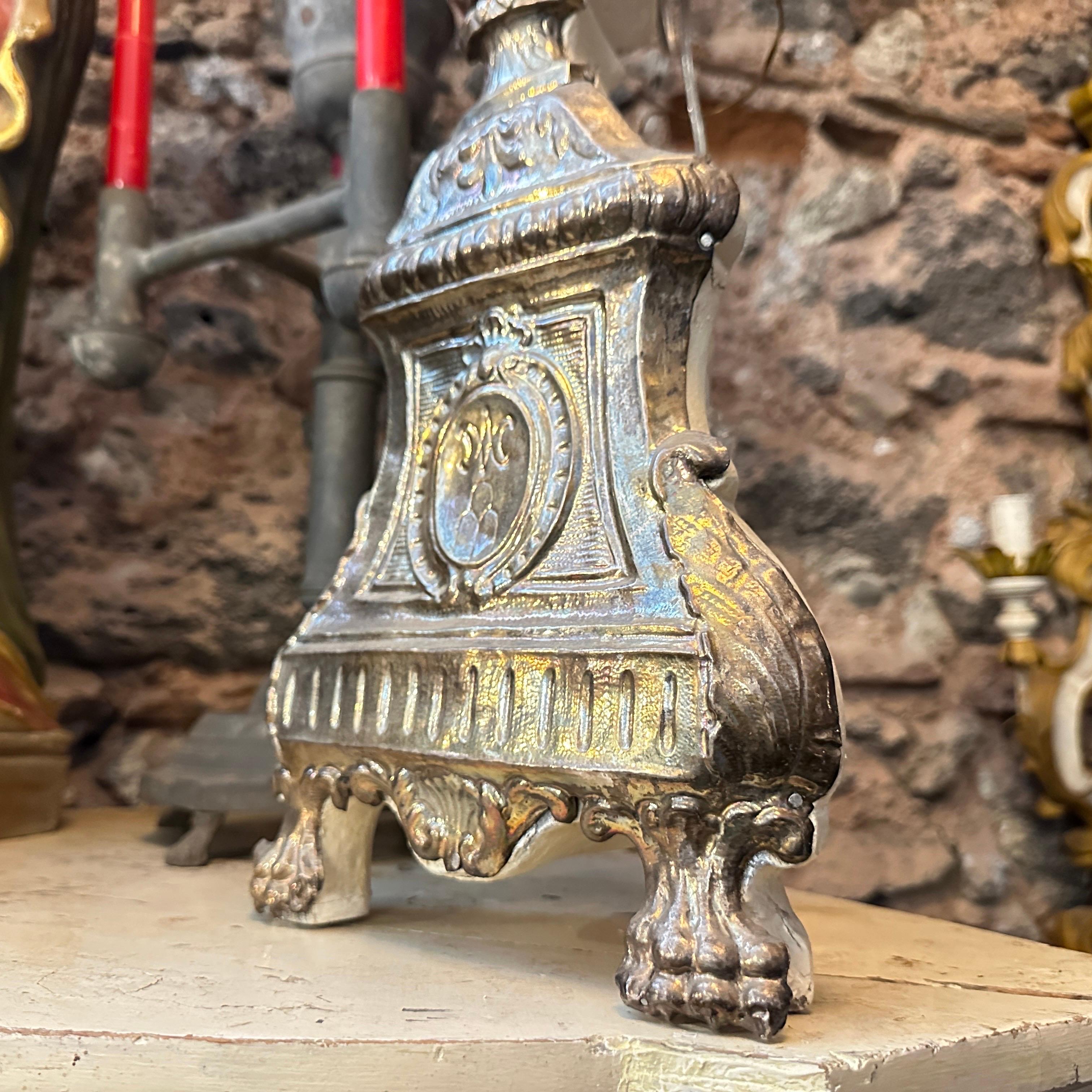 Torchere italiana in legno e metallo Luigi XV montata come lampada da tavolo in vendita 3