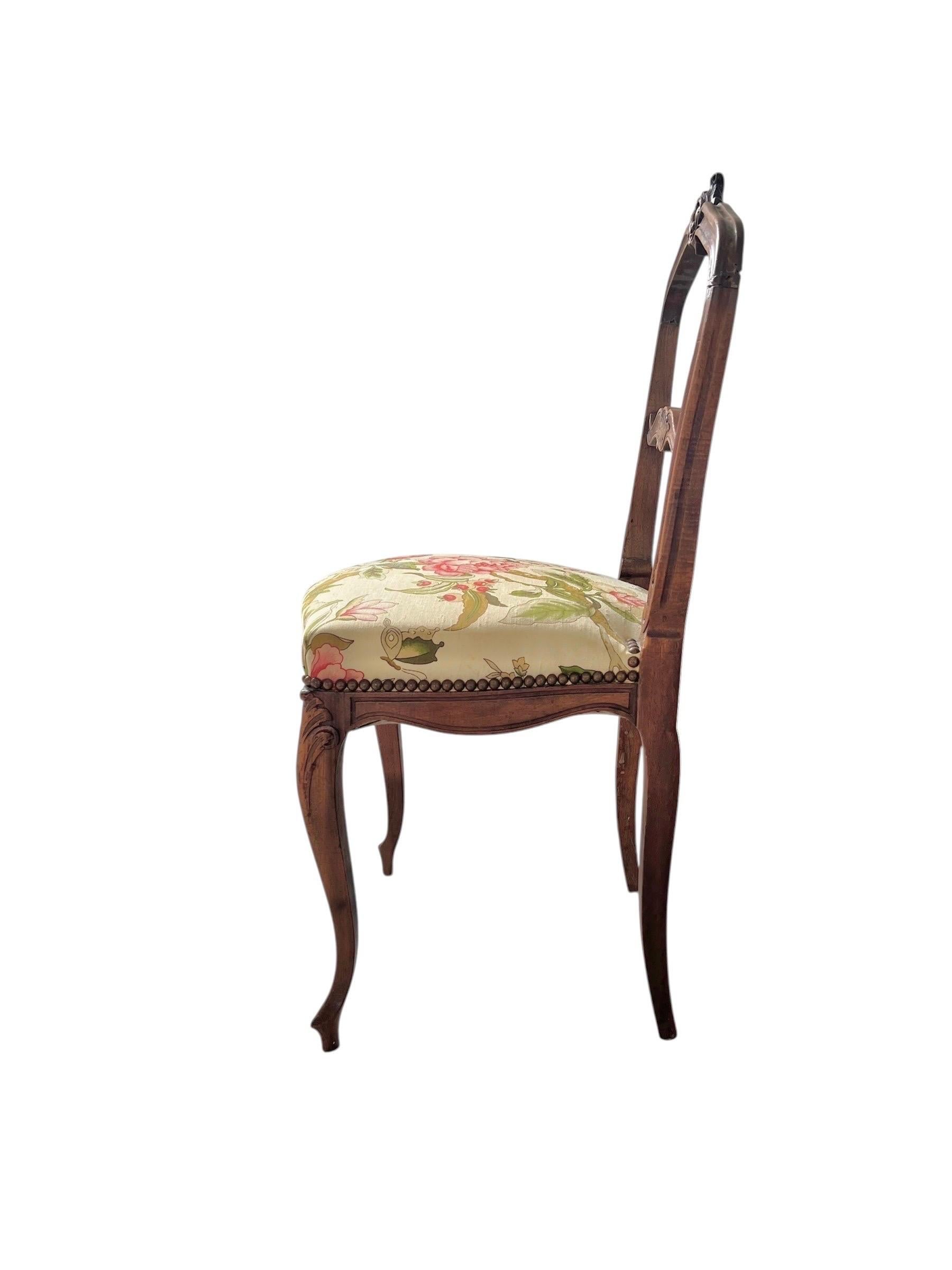 Sedia in legno Luigi XV con arazzo floreale - XIX secolo - Francia In condizioni buone in vendita a Beuzevillette, FR
