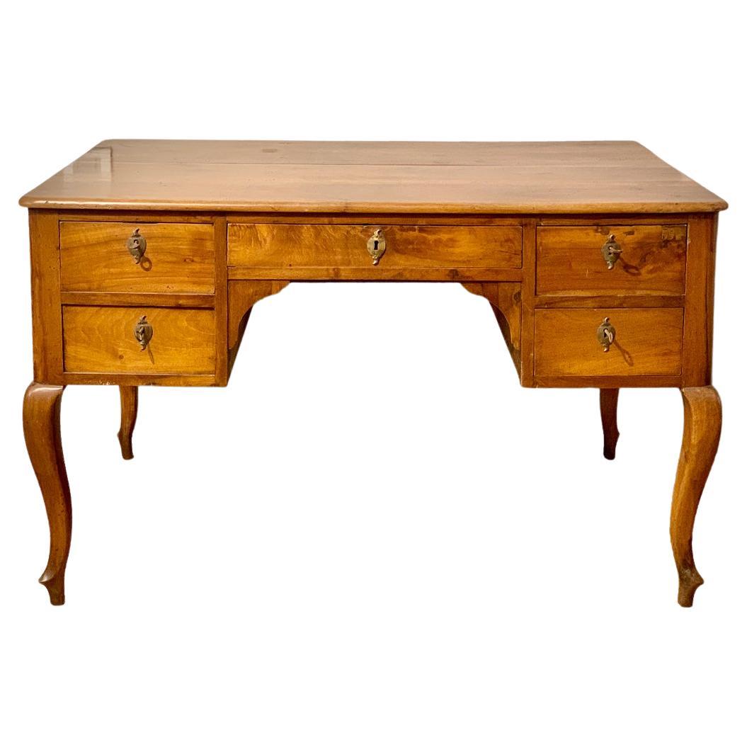 18th century Louis XV ITALIAN Writing Table with Drawers For Sale