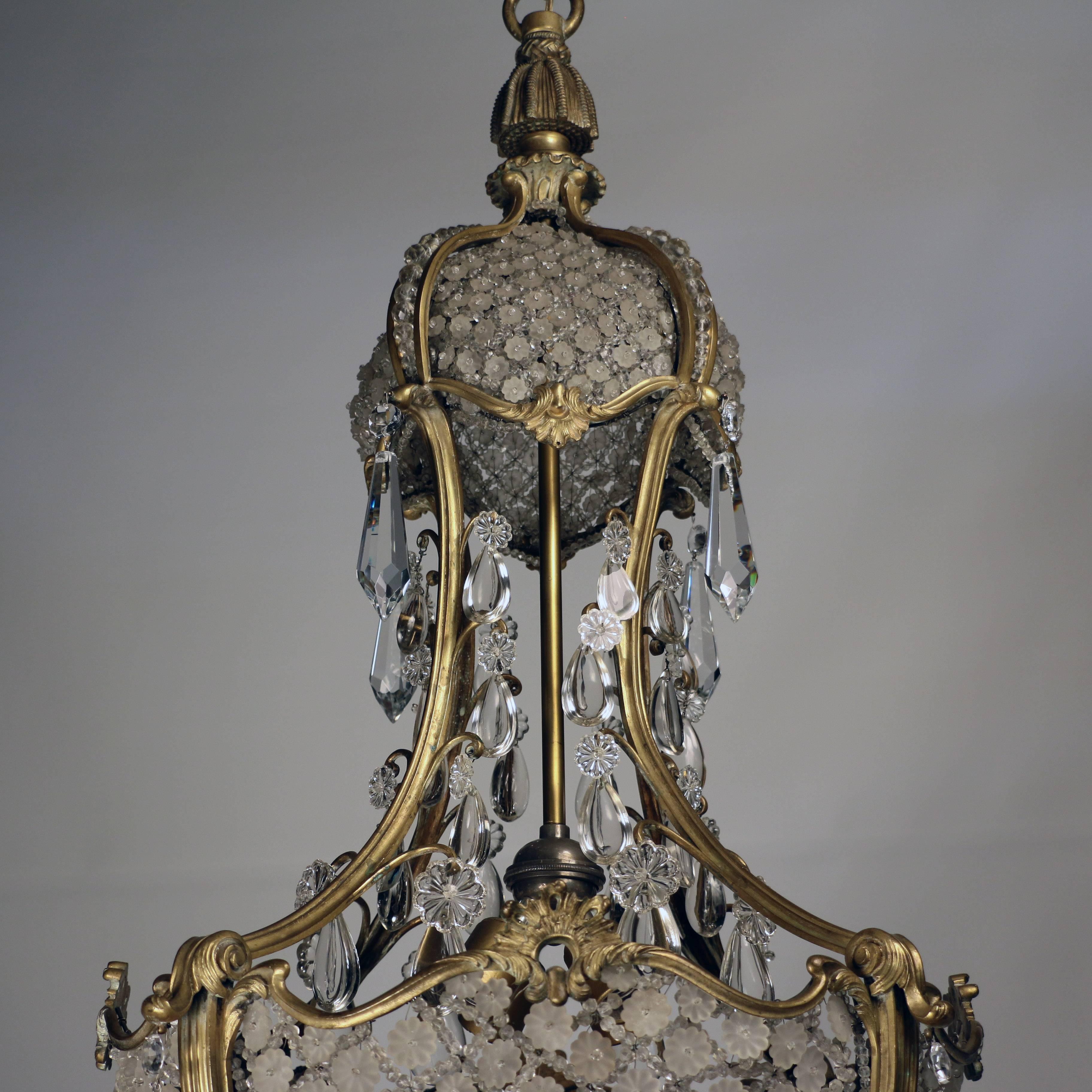 Bronze et bronze de style Louis XV1  Lustre en cristal de plomb en vente 1