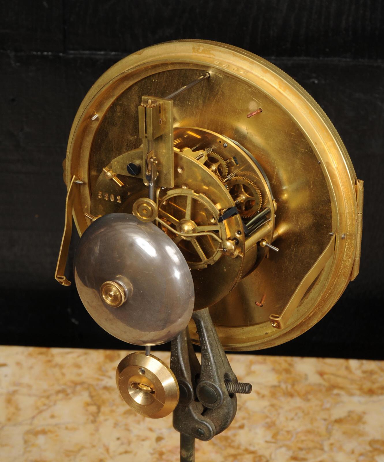 Reloj de pared Louis XVI Antique French Ormolu y Cartel de Bronce en venta 10