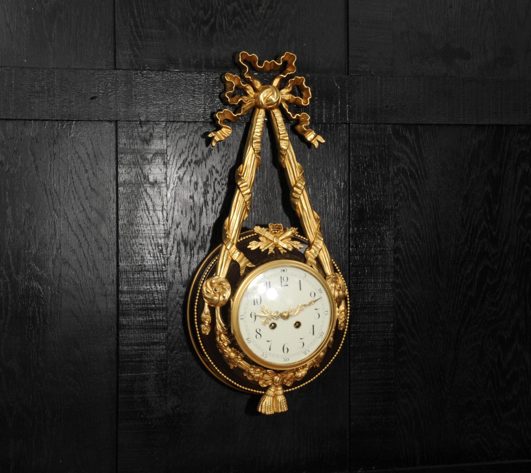 Reloj de pared Louis XVI Antique French Ormolu y Cartel de Bronce en venta 2
