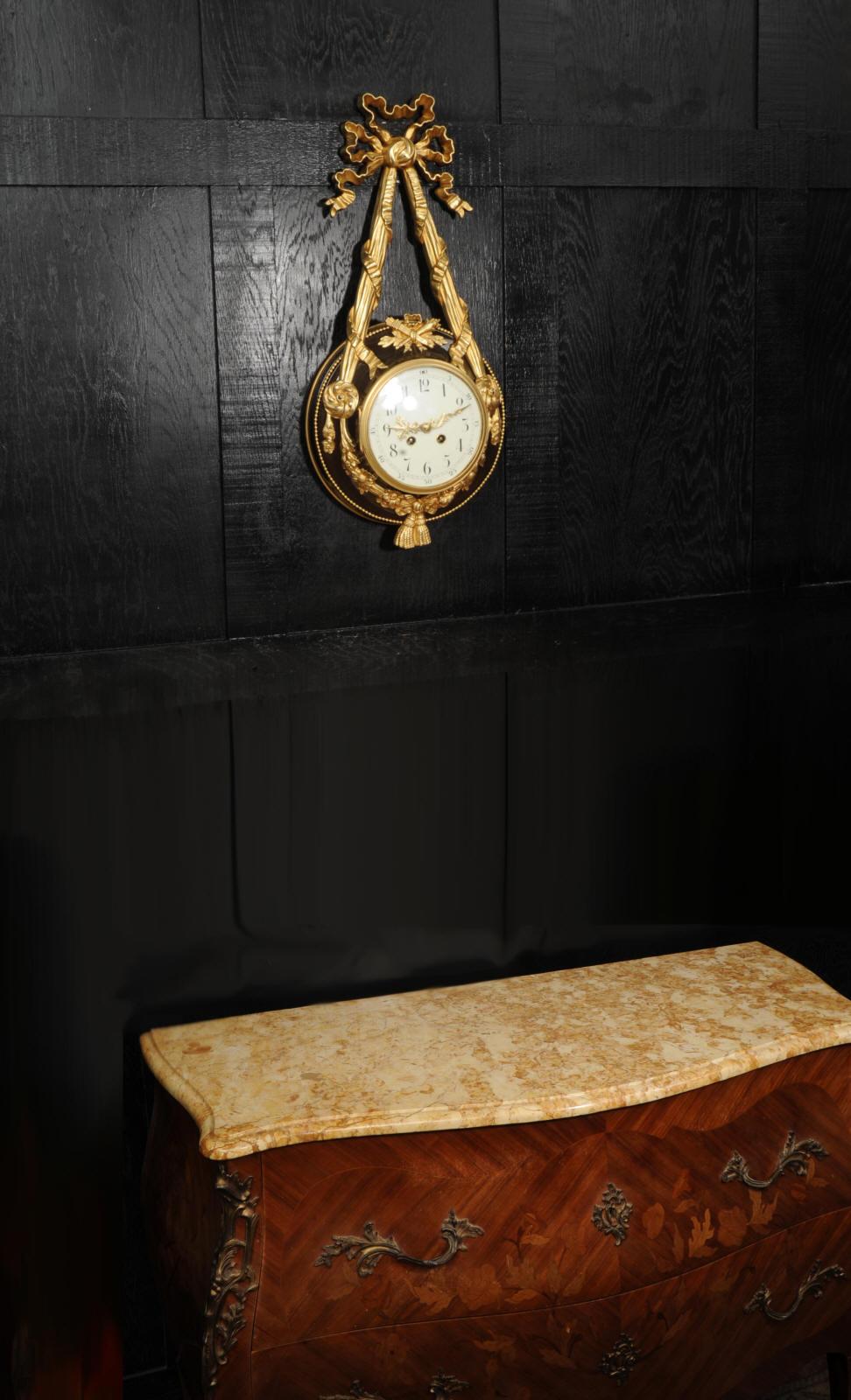 Reloj de pared Louis XVI Antique French Ormolu y Cartel de Bronce en venta 3