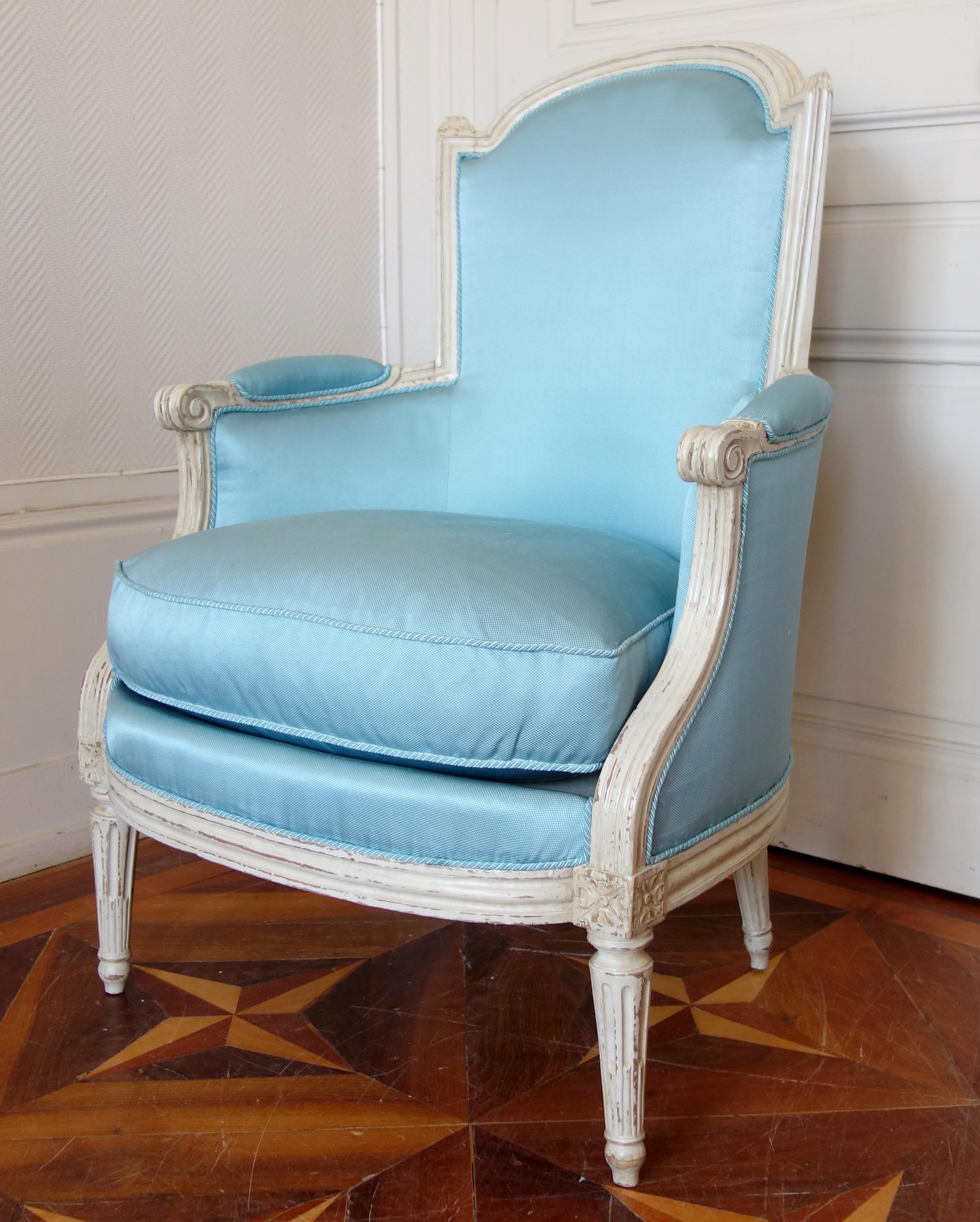 18th Century Louis XVI armchair bergere, light bleu silk, 18th century
