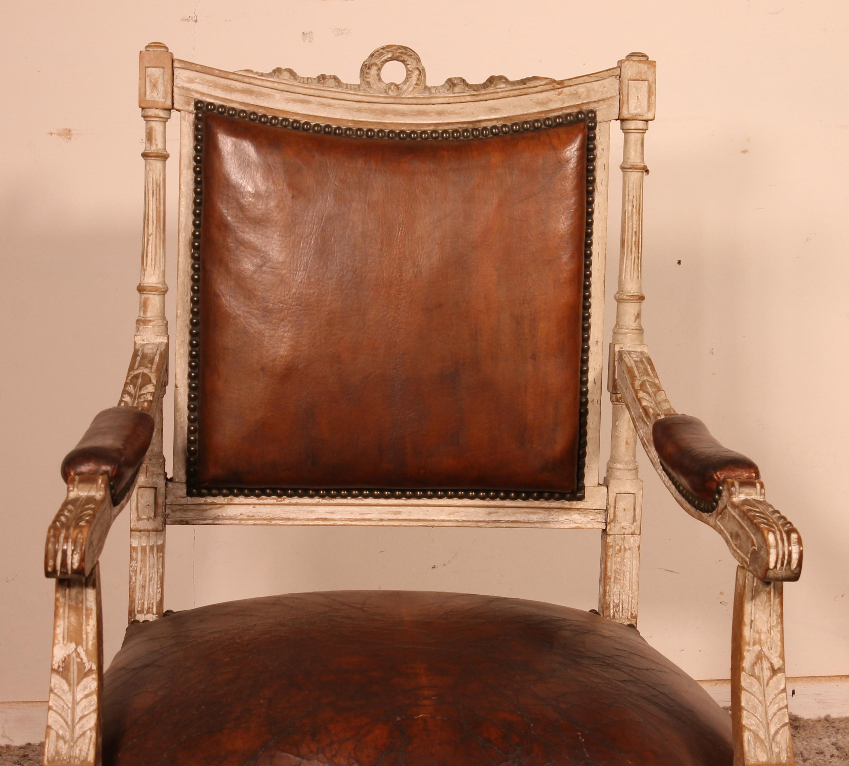 Superb Louis XVI armchair in polychrome wood from the end of the 18th century
Very beautiful armchair covered with brown leather which has a superb patina
In perfect condition and magnificent patina
Very comfortable
Measure: seat height 44cm.