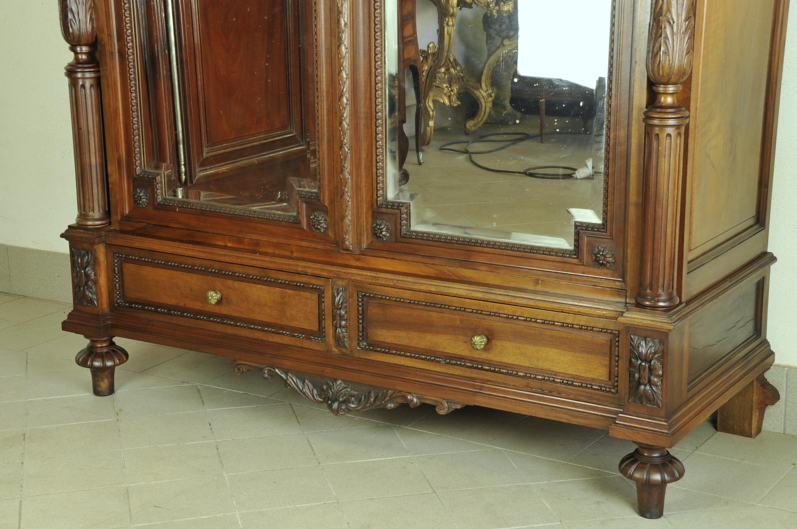Louis XVI Bedroom Furniture in Carved Walnut 3