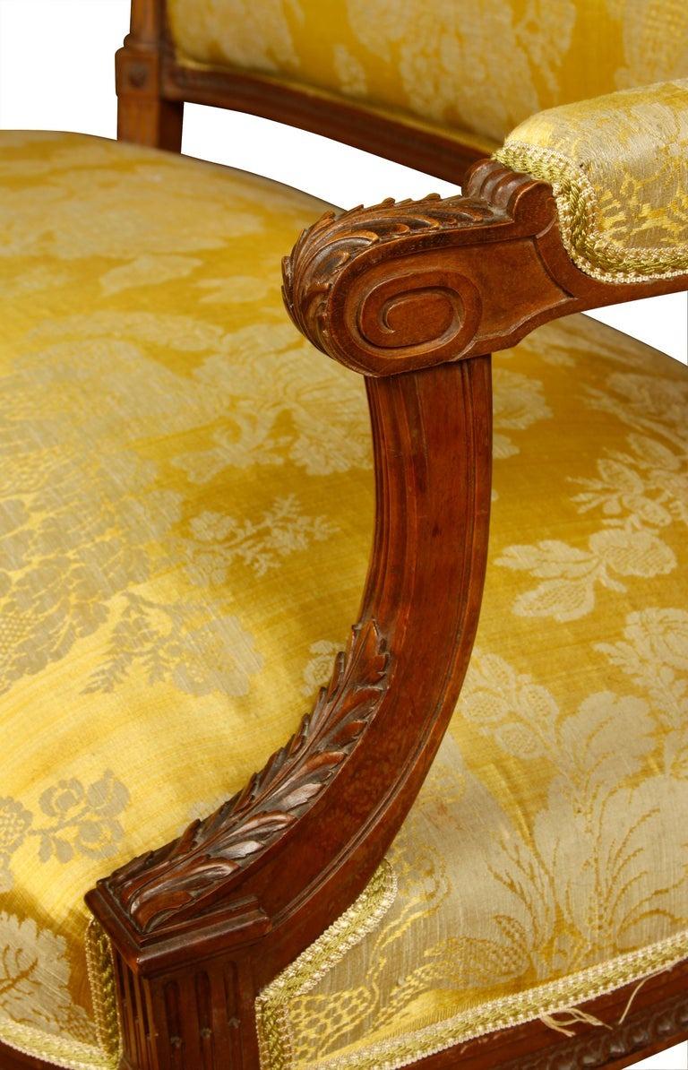 European Louis XVI Beechwood Settee in Damask Silk For Sale