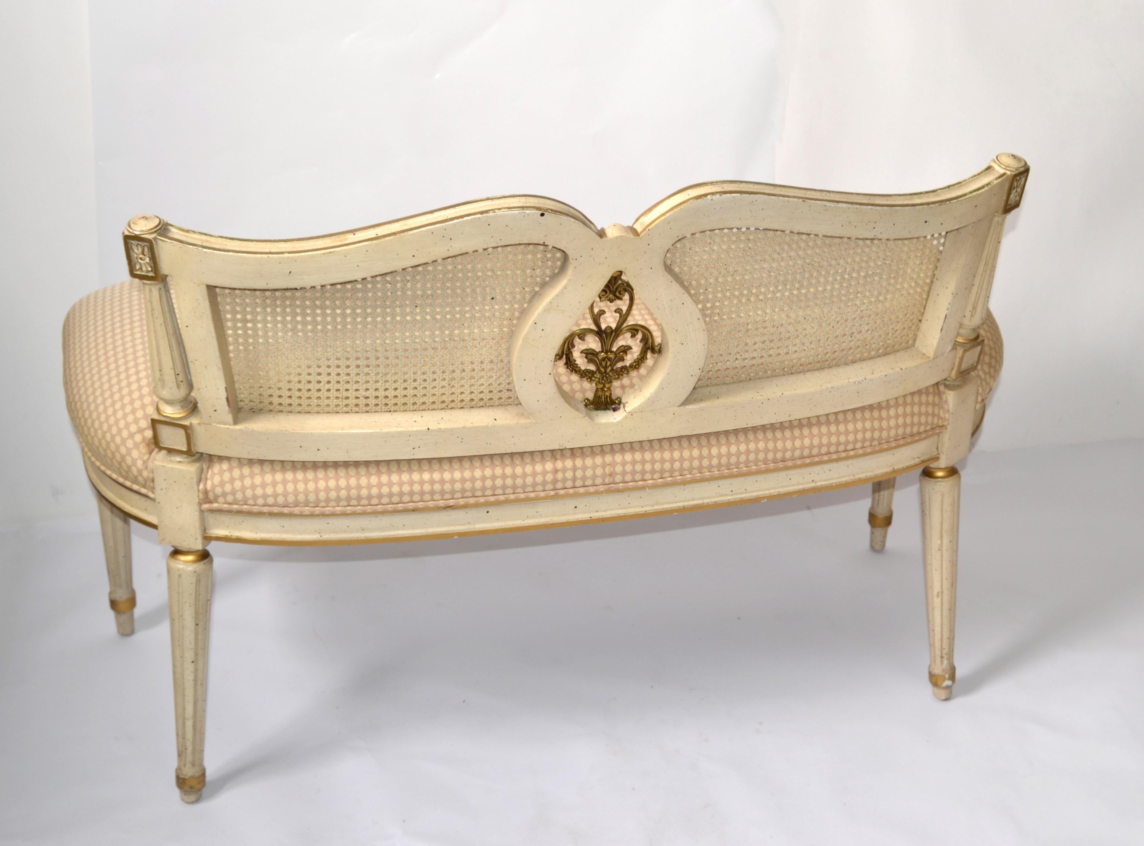 Louis XVI Bench Hand Carved Gilt Hardwood Woven Caning Brass Taupe Brown Fabric For Sale 4