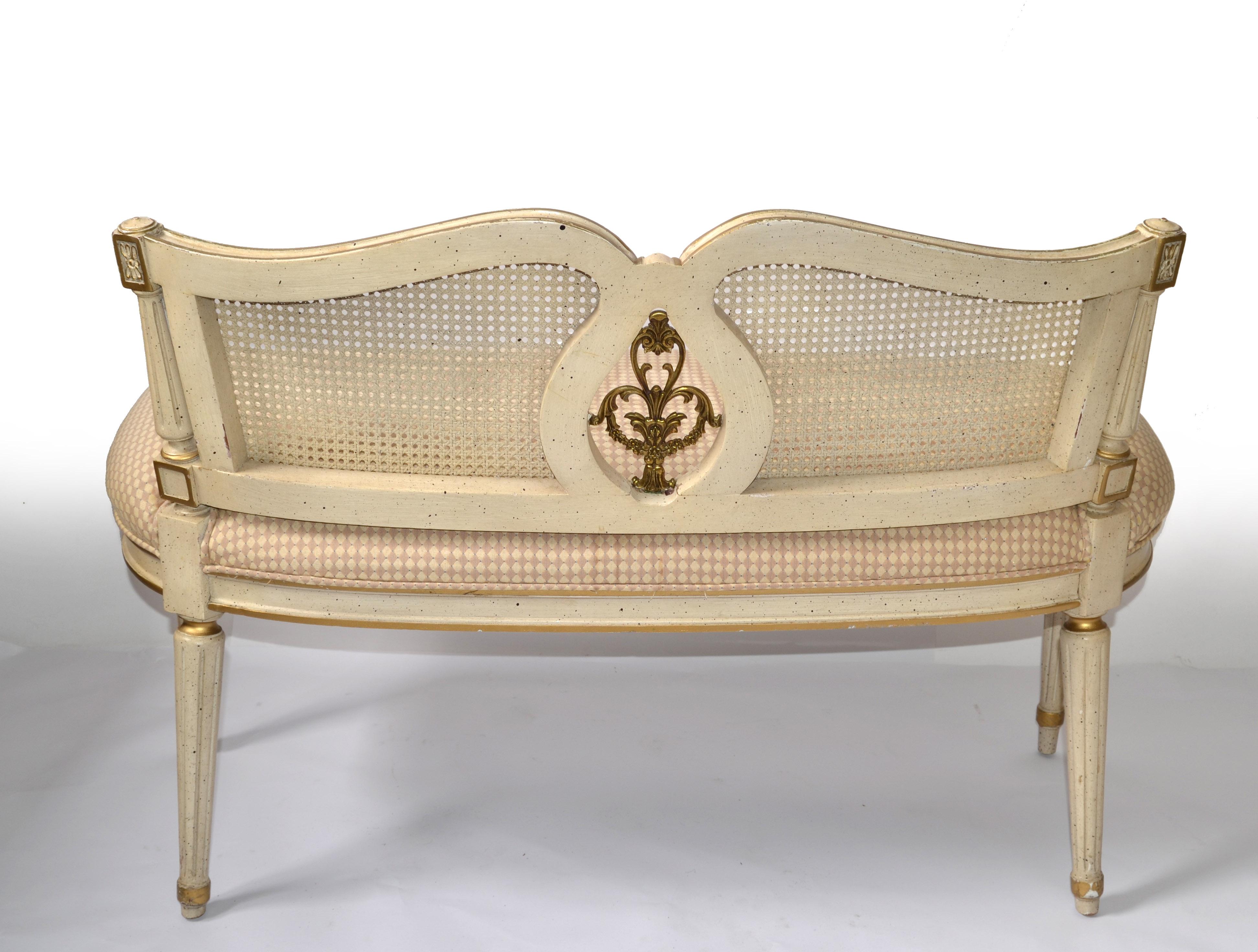 Louis XVI Bench Hand Carved Gilt Hardwood Woven Caning Brass Taupe Brown Fabric For Sale 5