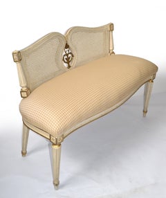 Handgeschnitzte Bank aus vergoldetem Hartholz mit geflochtenem Messing in Taupe und braunem Stoff im Stil Louis XVI