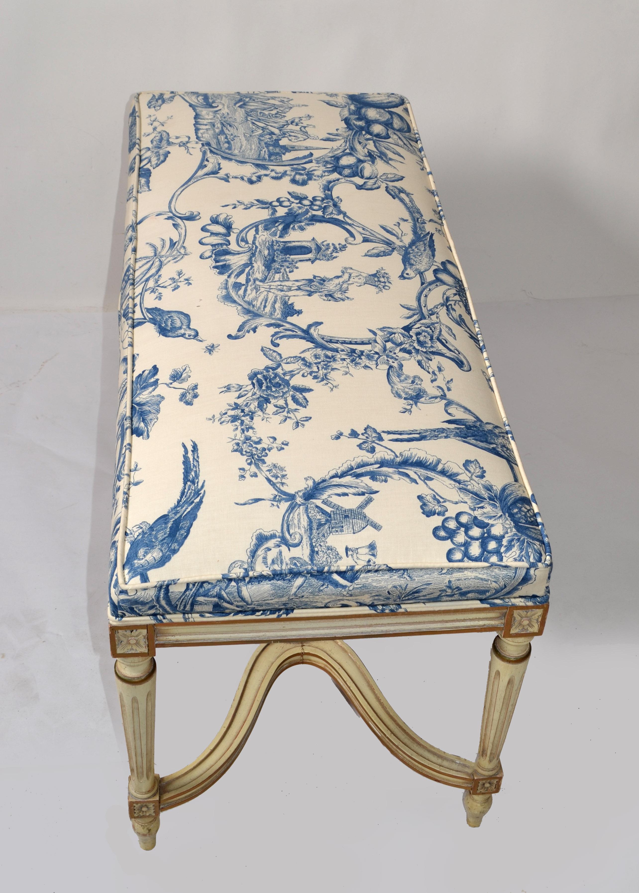 Louis XVI Bench Karges Furniture Co. Hand Carved Hardwood Blue Motif Fabric For Sale 1