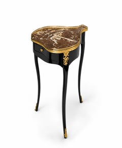 Table Guéridon Louis XVI en laque noire et marbre de noyer, fin du XIXe siècle