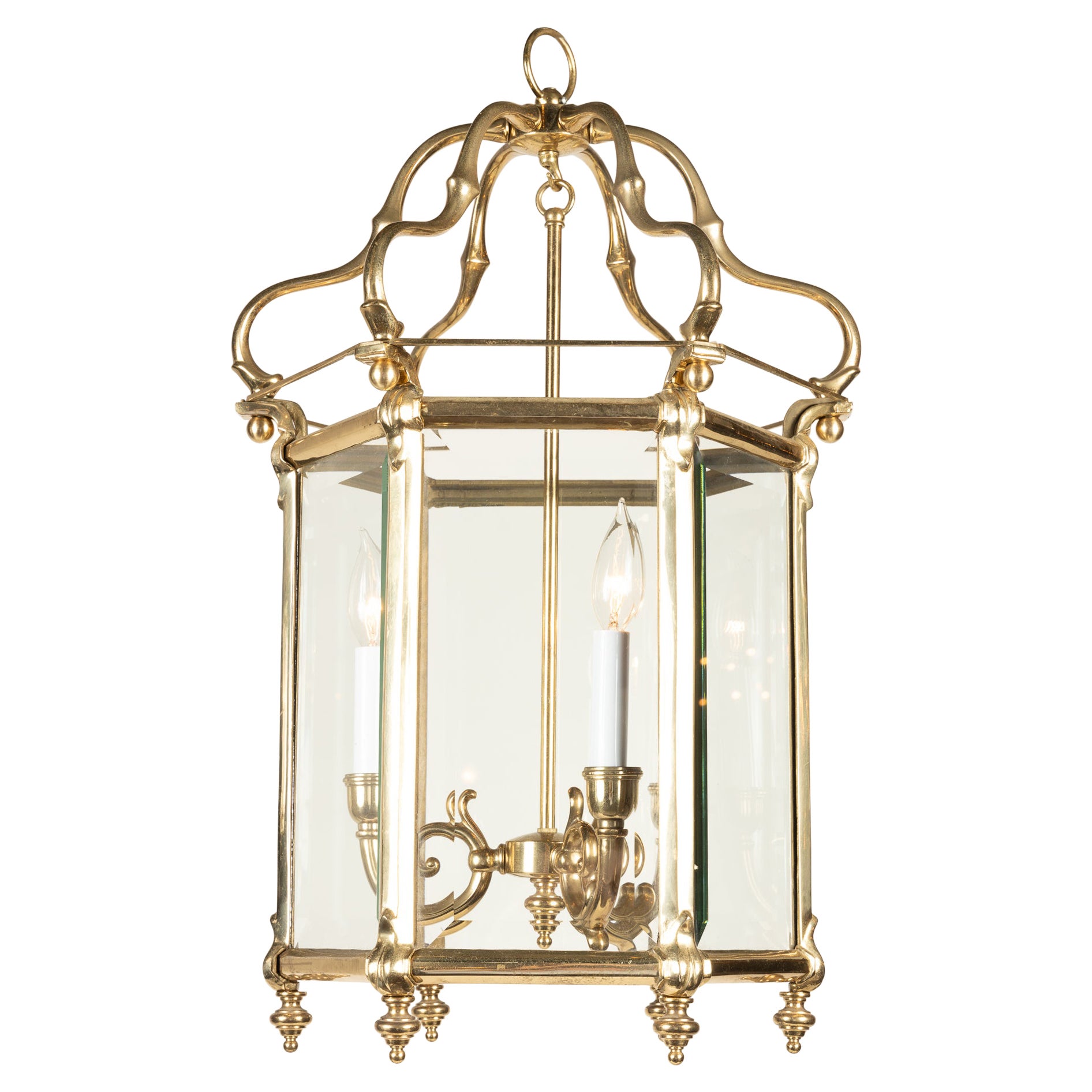 Farol Luis XVI de bronce y cristal biselado, italiano Mediados del siglo XX