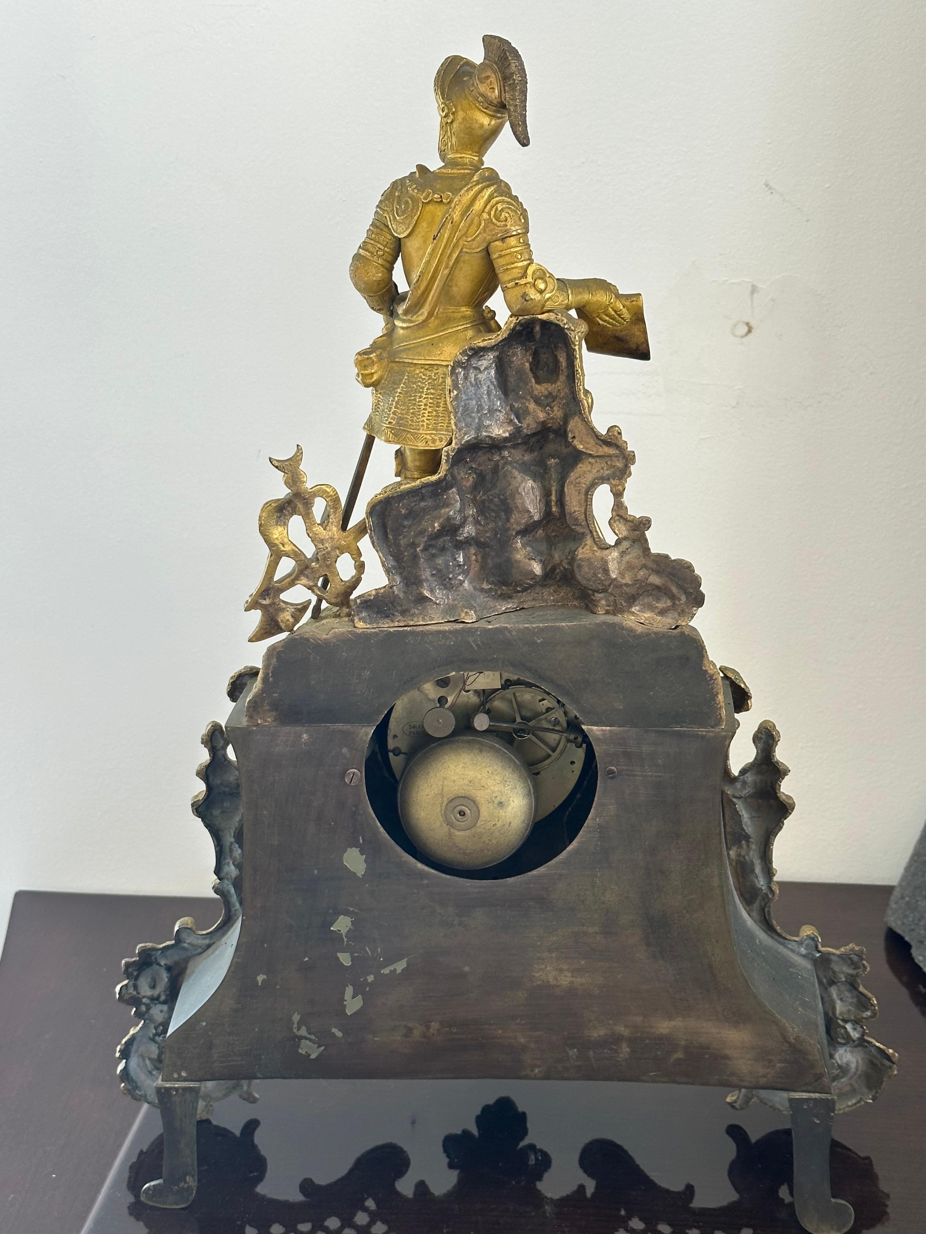 Louis XVI Bronze Warrior French Clock In Good Condition For Sale In Miami, FL