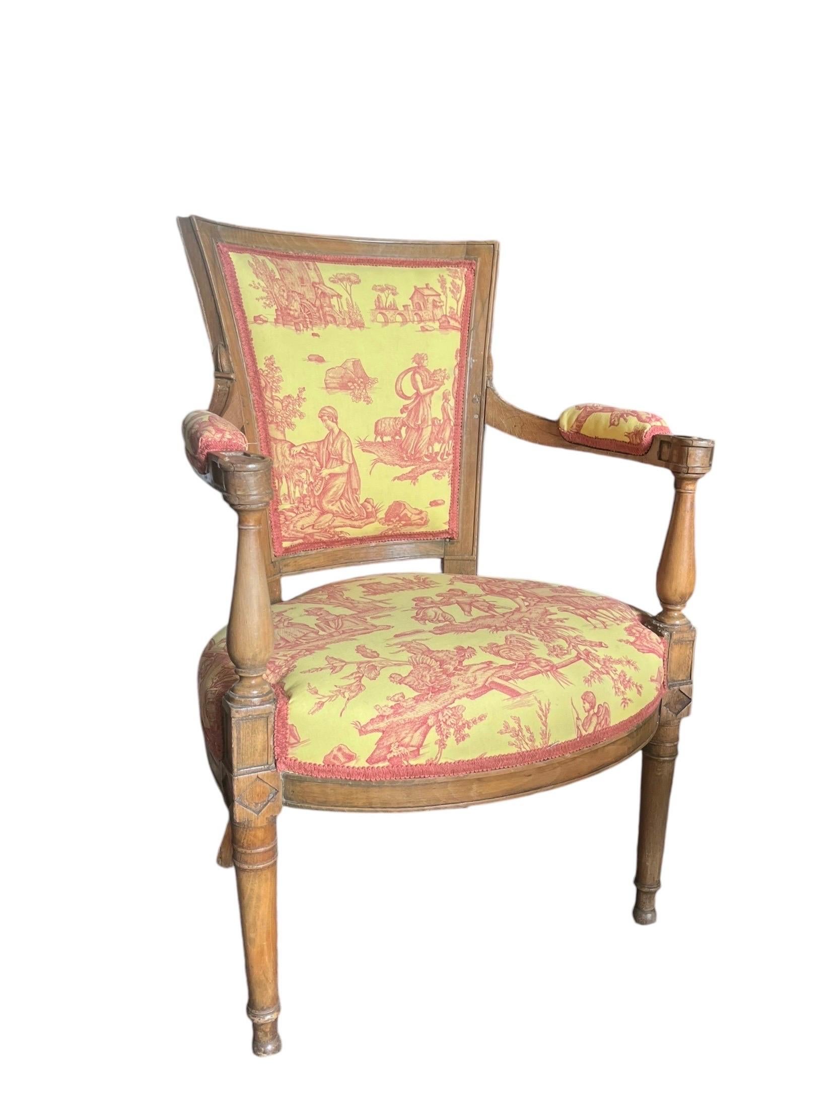Sillón Luis XVI Cabriolet - Toile de Jouy amarillo y rojo rosado - Francia en venta 3