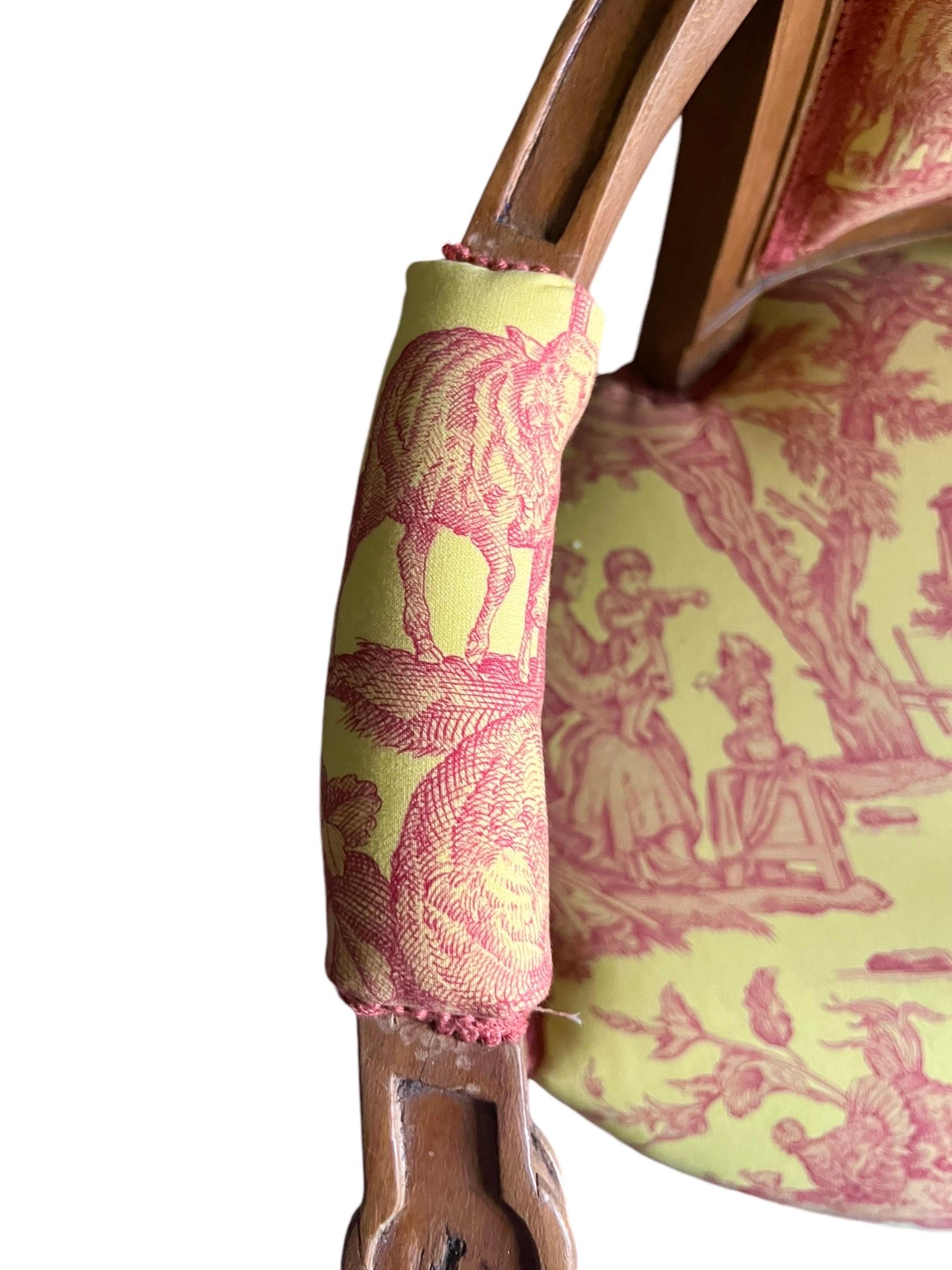 Sillón Luis XVI Cabriolet - Toile de Jouy amarillo y rojo rosado - Francia en venta 9