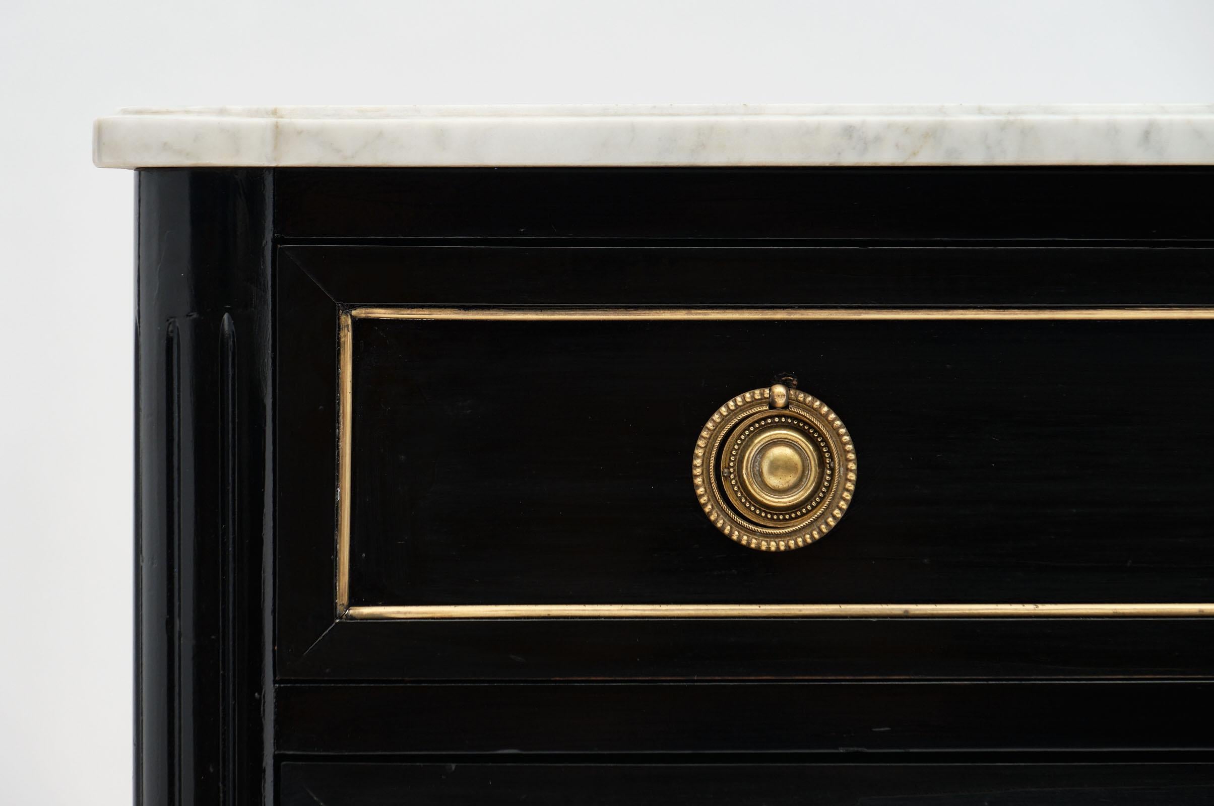 Louis XVI Carrara Marble Topped Chest In Good Condition In Austin, TX