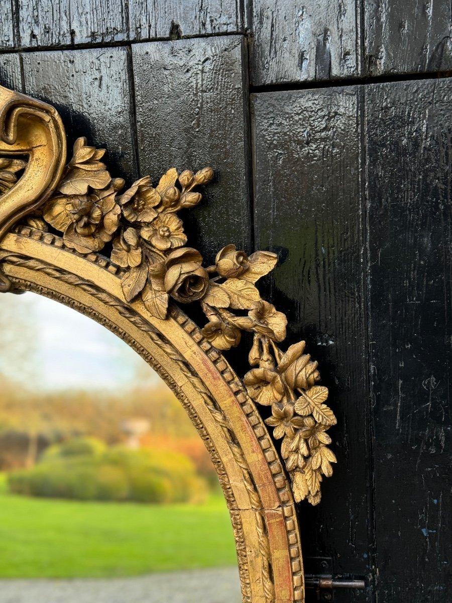 Louis XIV Cheminée Louis XVI en bois sculpté et doré, 18ème siècle en vente