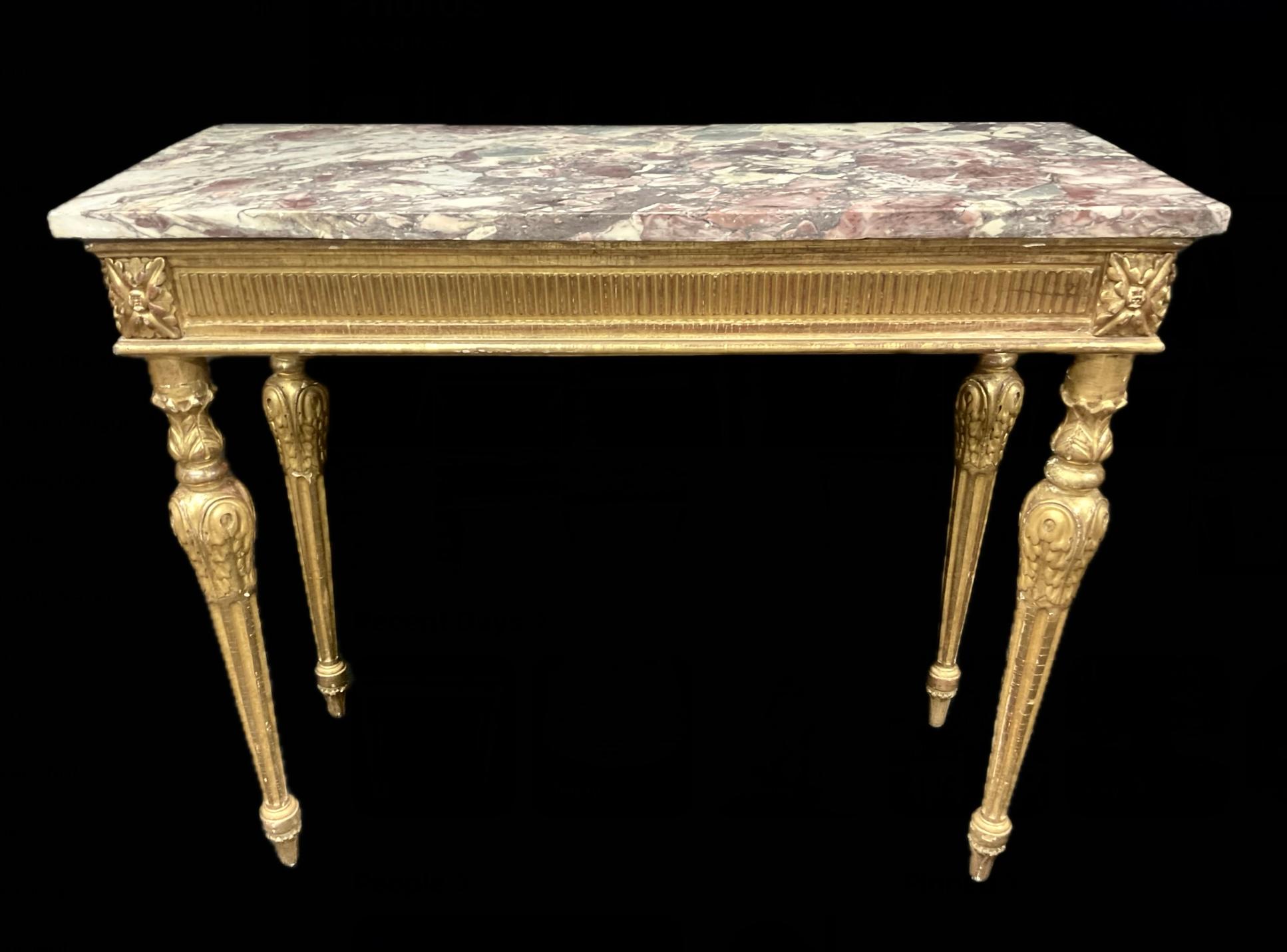 Tavolo consolle in legno dorato intagliato Luigi XVI con piano in marmo in vendita 4