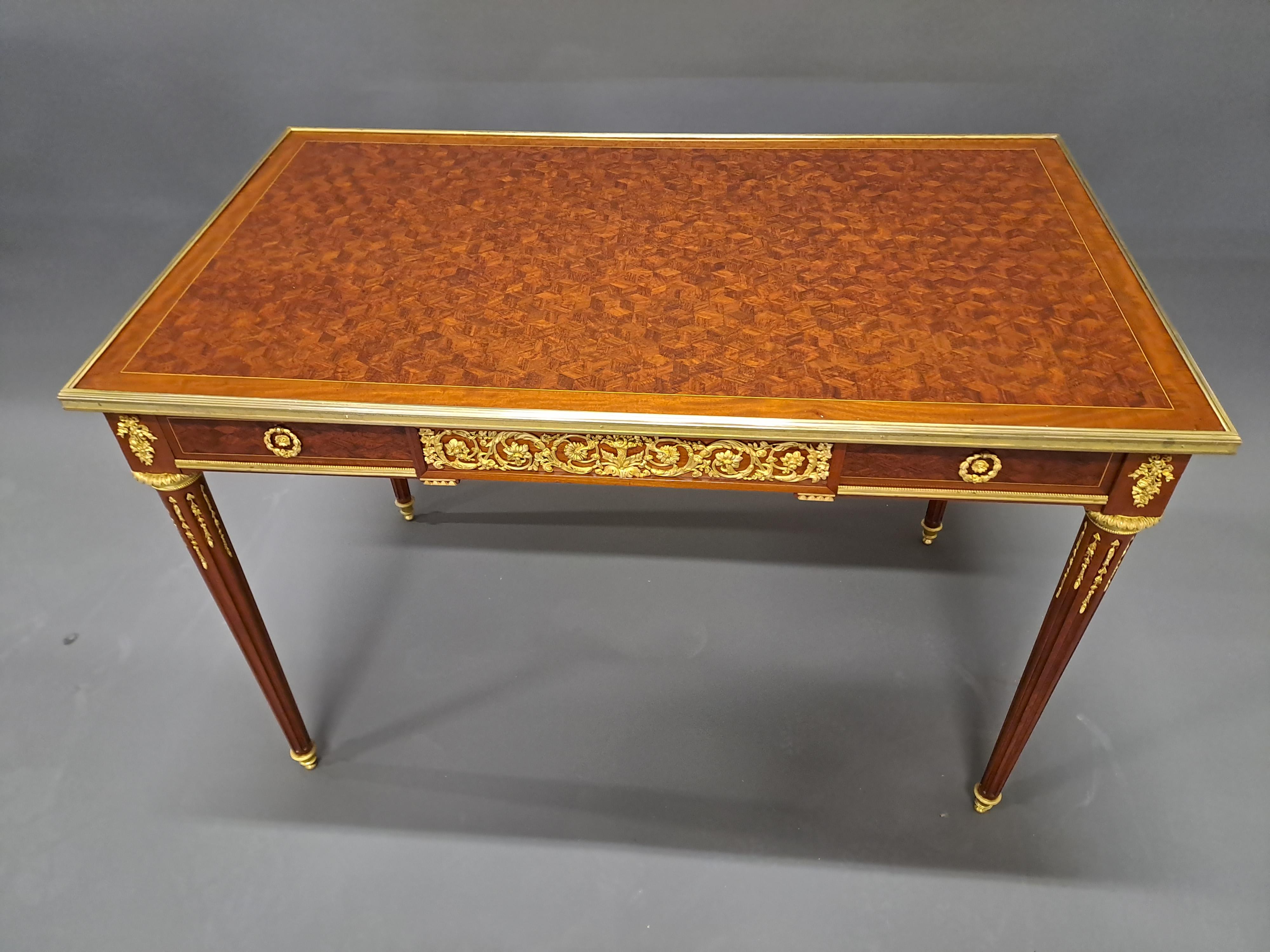 Louis XVI Center Table After Jean-henri Riesener For Sale 3