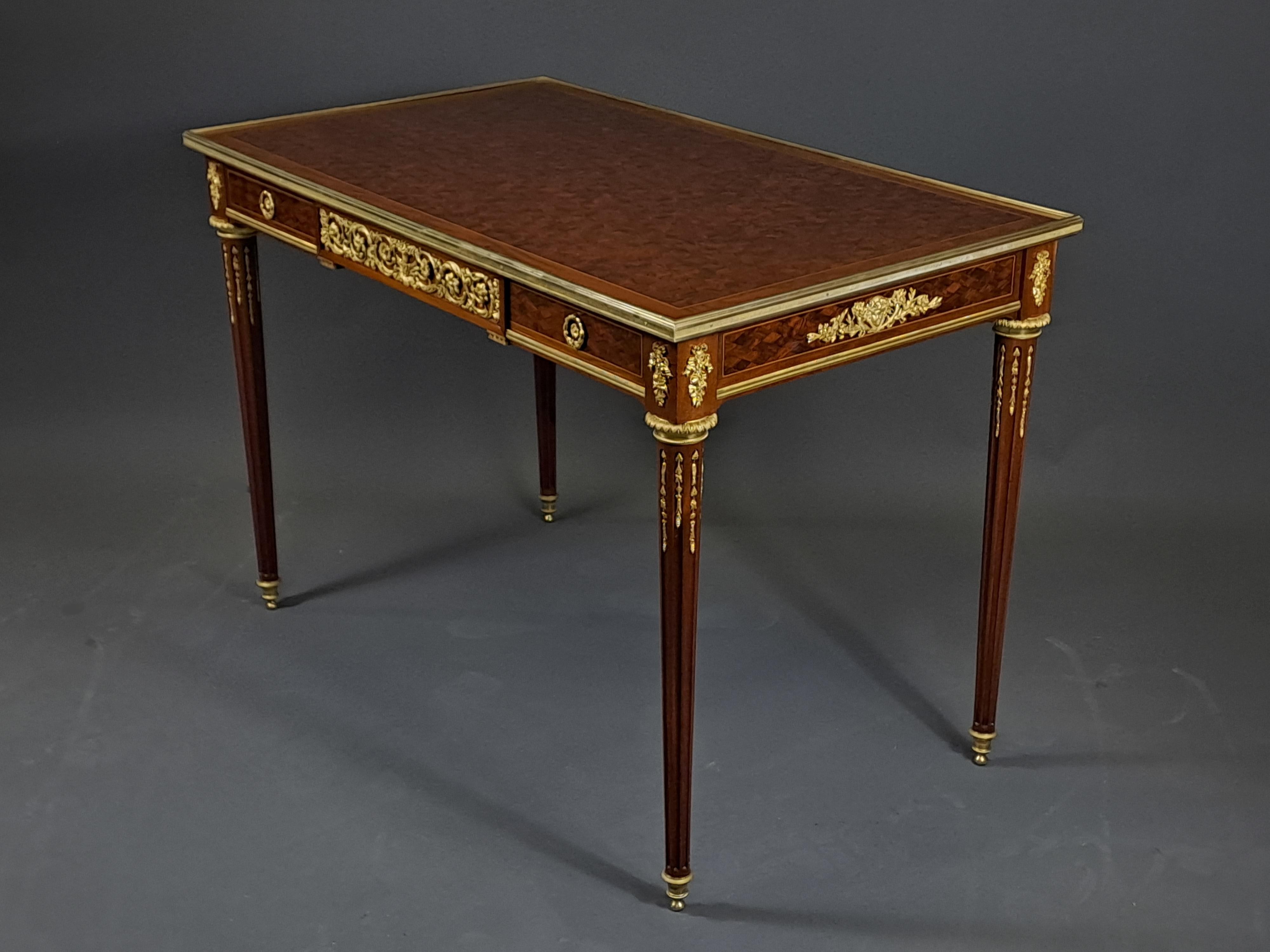 Louis XVI Center Table After Jean-henri Riesener In Good Condition For Sale In BARSAC, FR