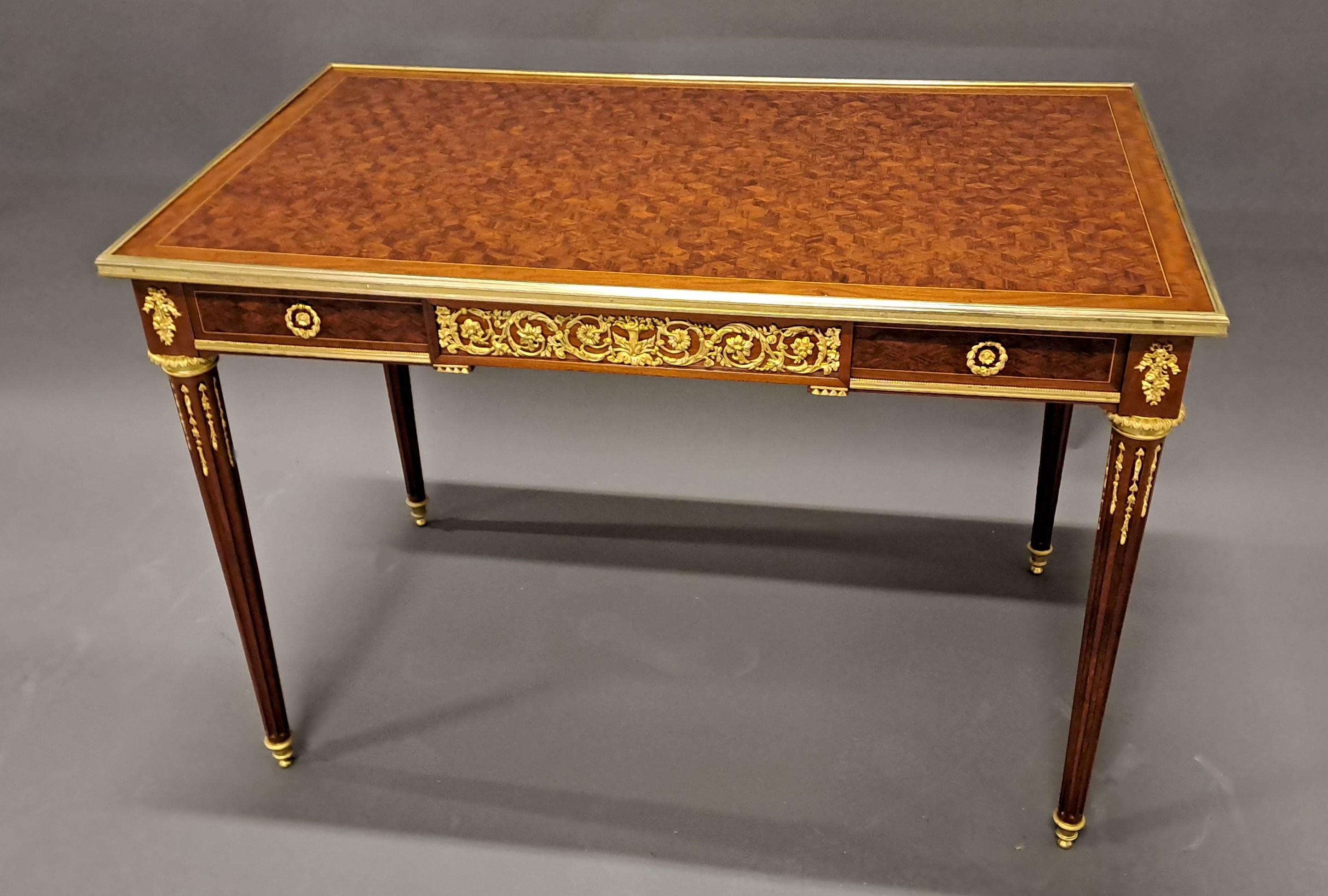 19th Century Louis XVI Center Table After Jean-henri Riesener For Sale