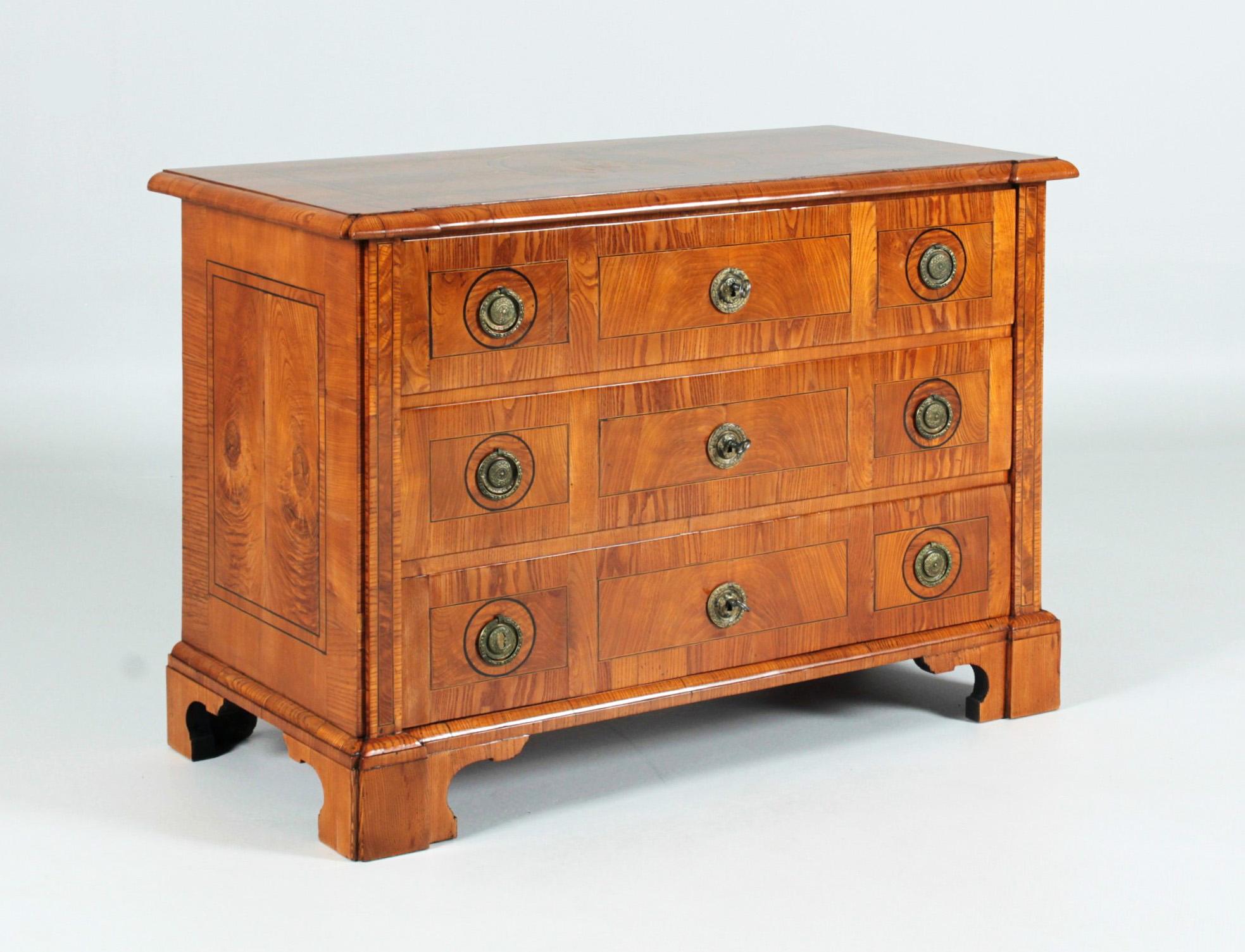 Louis XVI Chest Of Drawers, Ash, Northern Germany, circa 1800 3