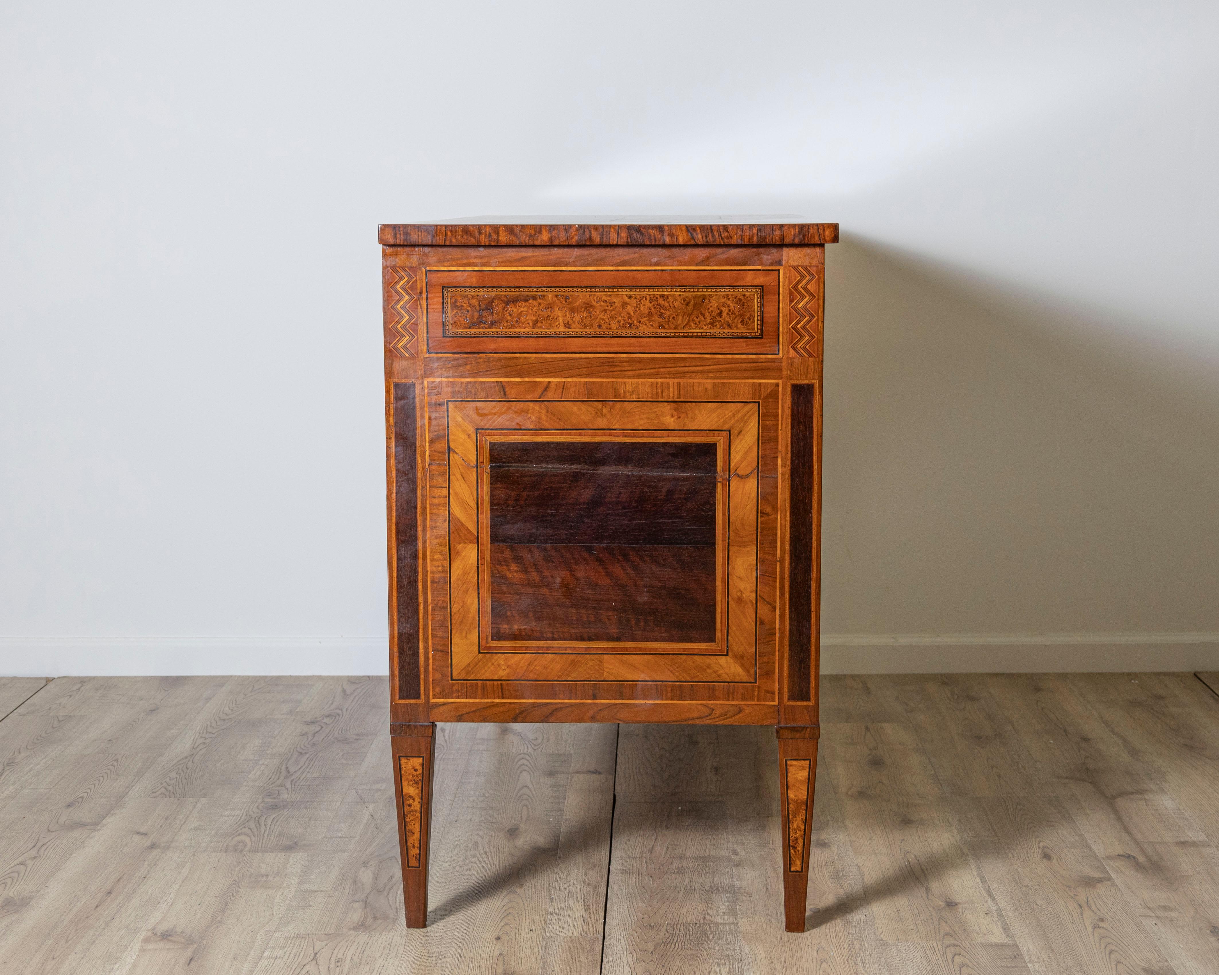 Louis XVI chest of drawers from Bologna For Sale 1