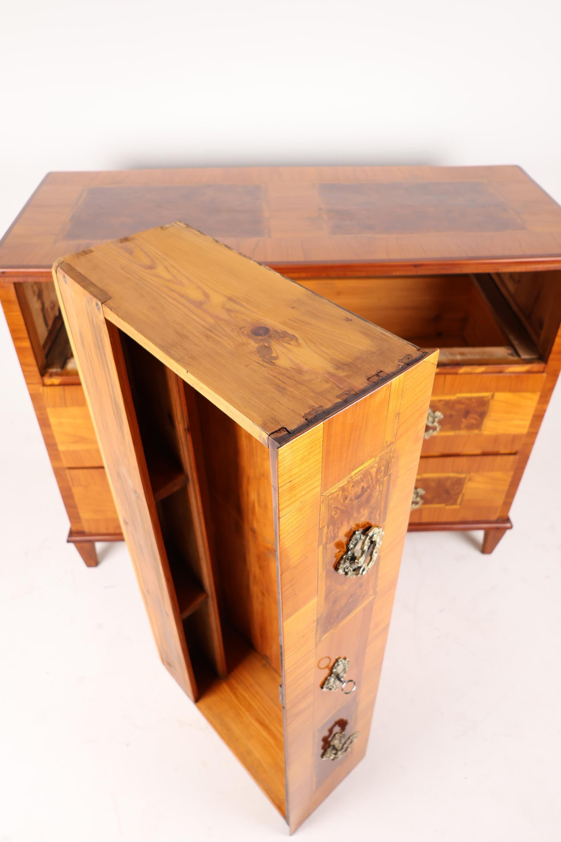 Louis XVI Chest of drawers from early 19th century , Cherry wood For Sale 2